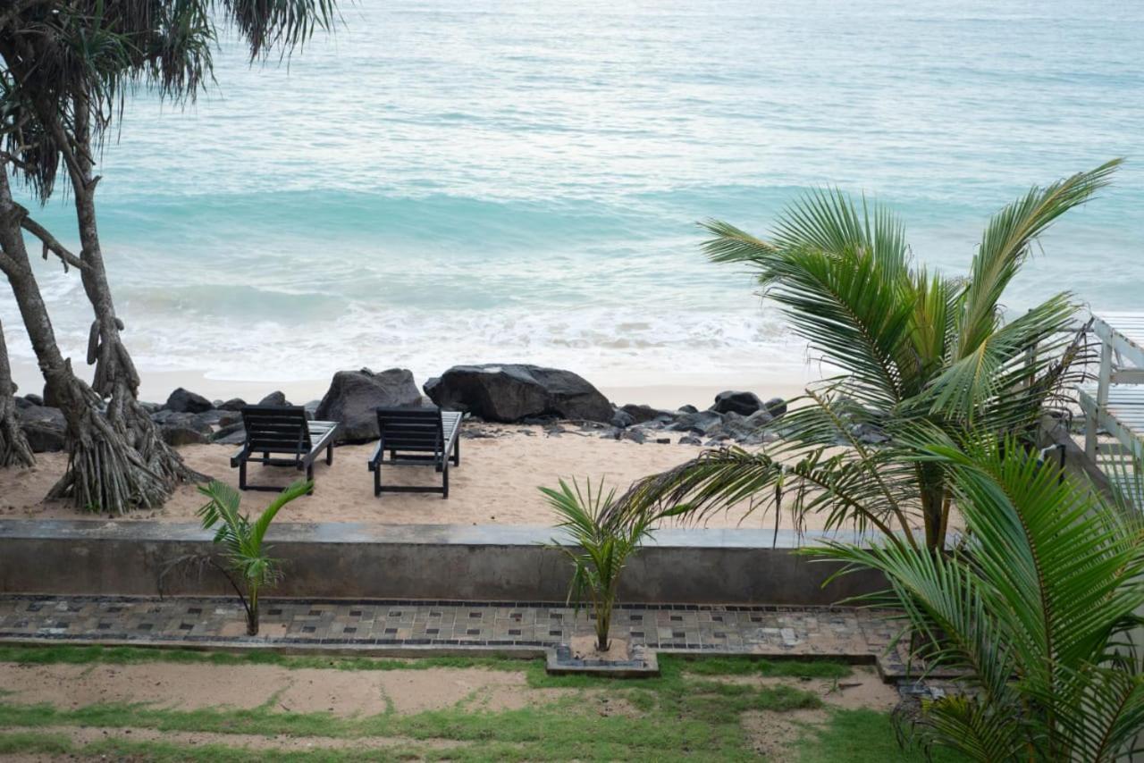 Villa - Beach Front photo 3