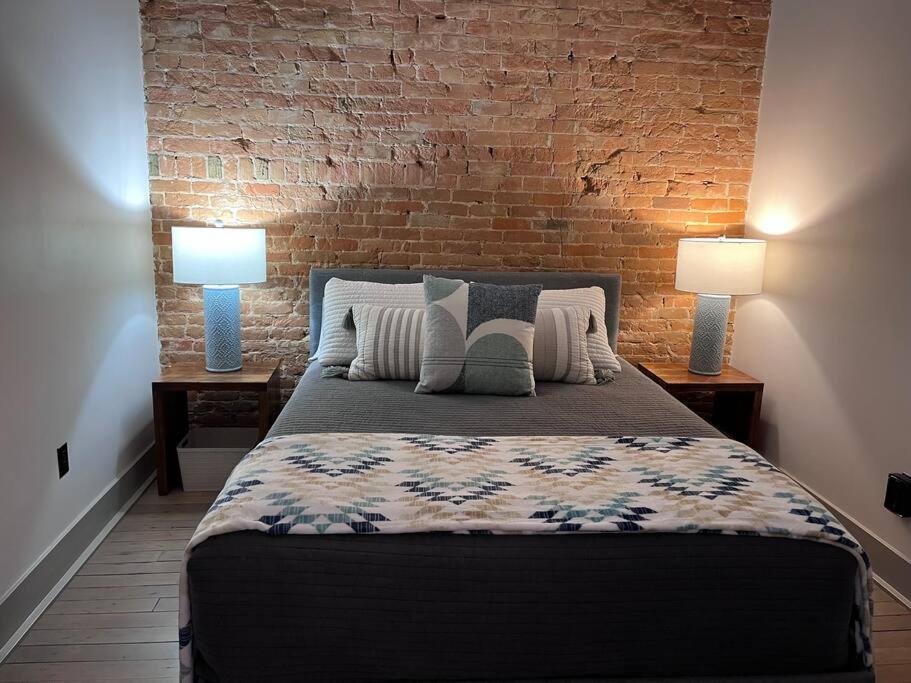 Two-Bedroom House photo 2