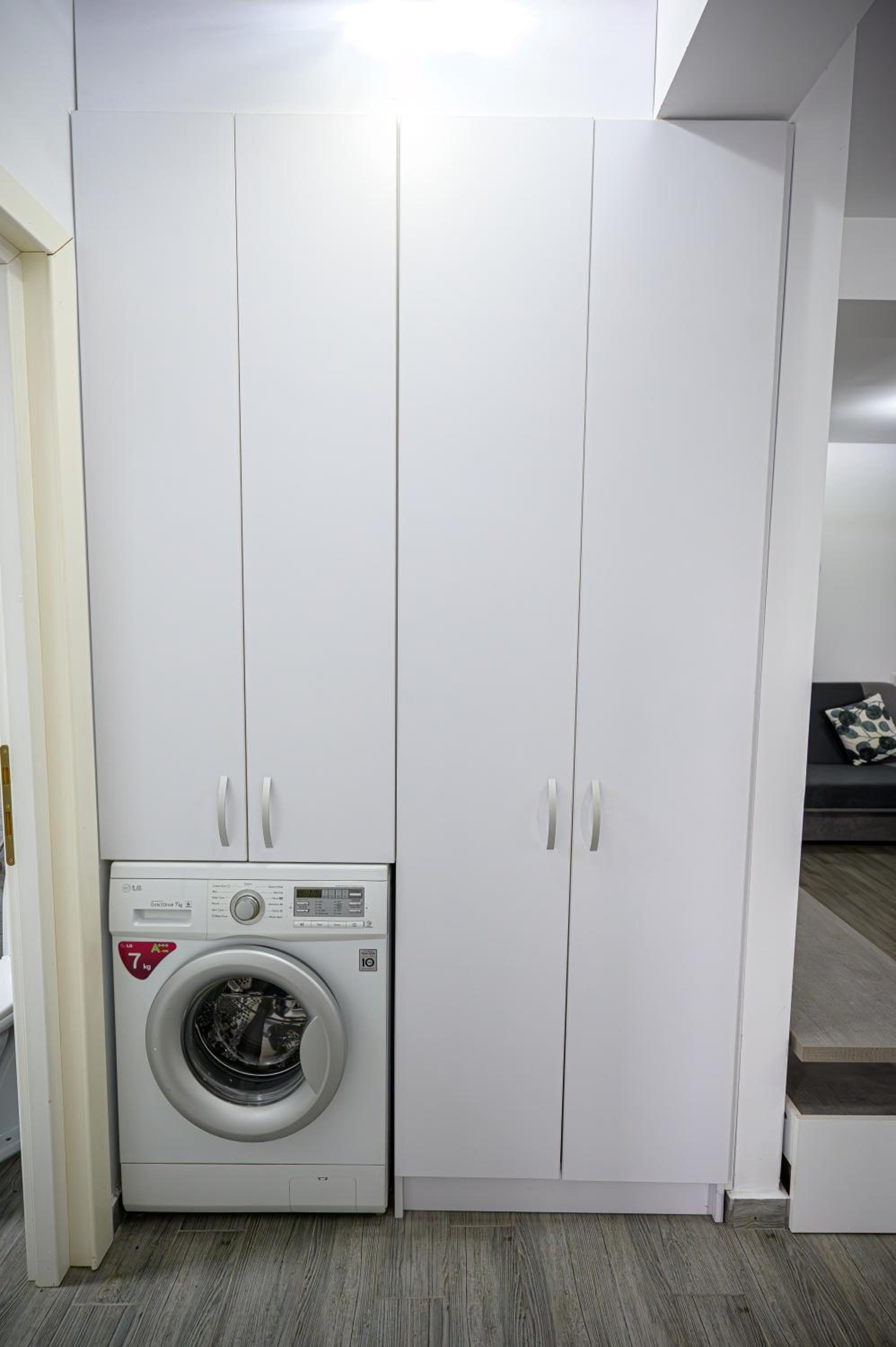 One-Bedroom Apartment photo 3
