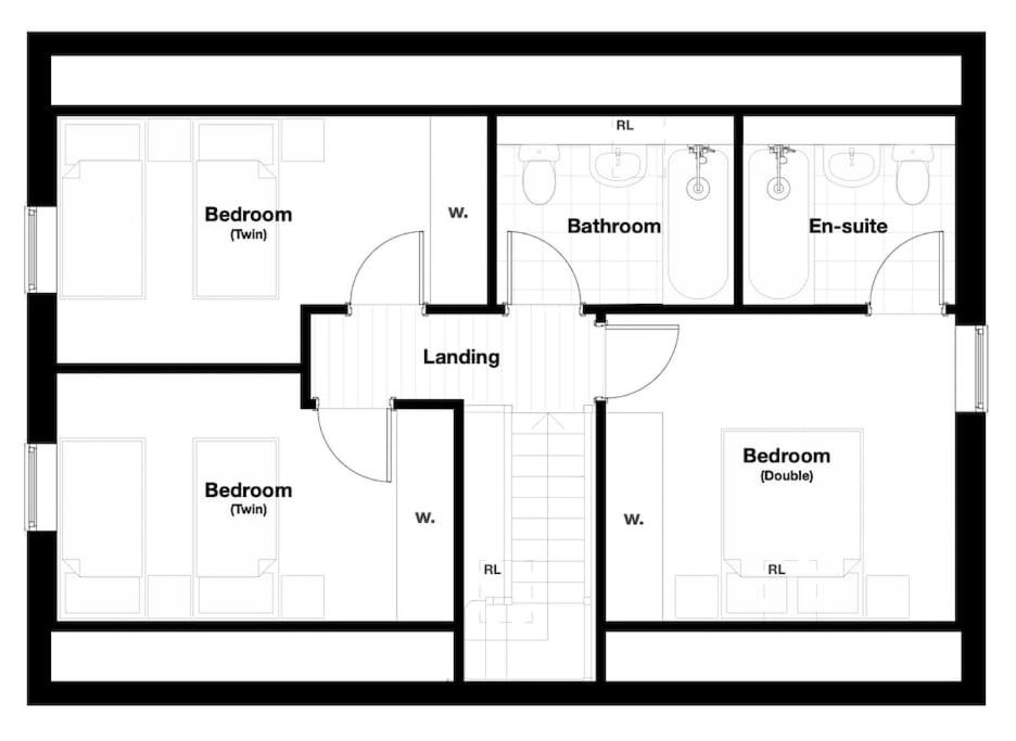 Four-Bedroom House photo 3