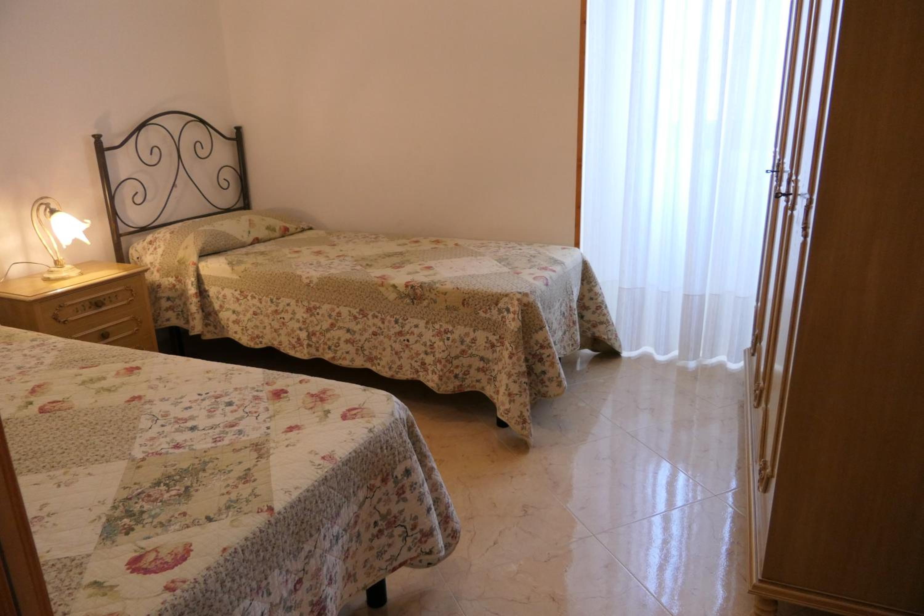 Two-Bedroom Apartment with Terrace photo 3
