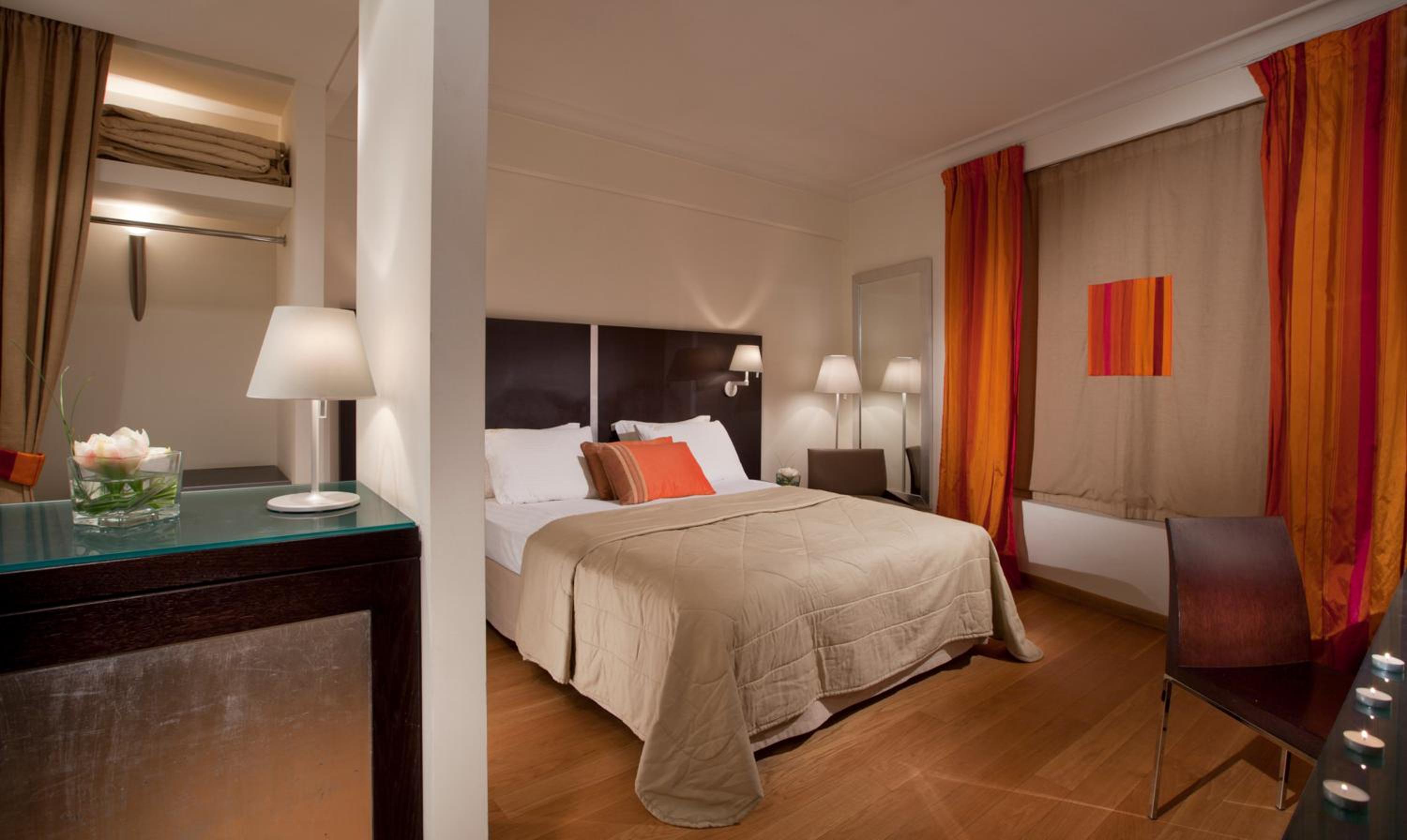 Superior Double or Twin Room thumbnail 5