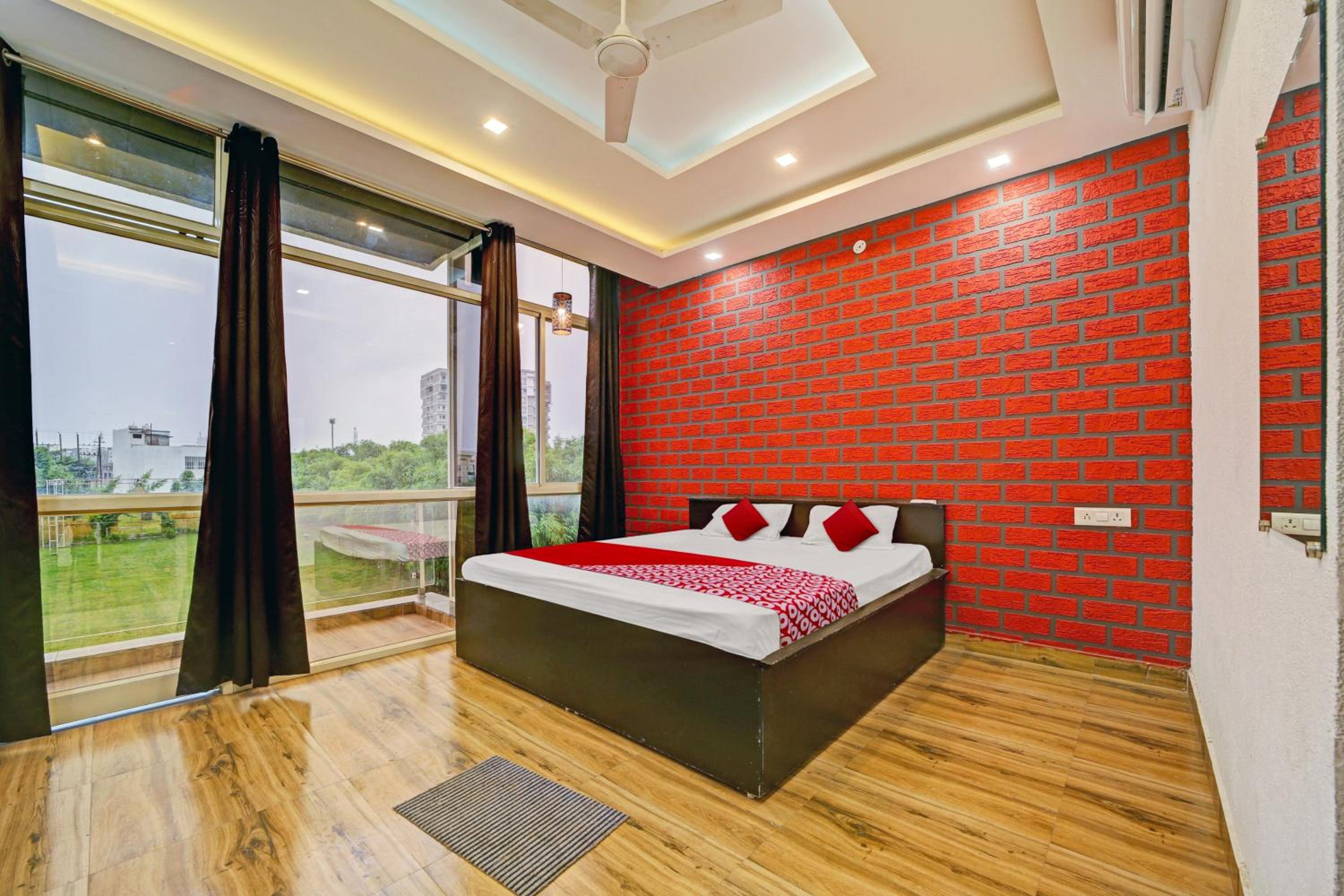Classic Triple Room