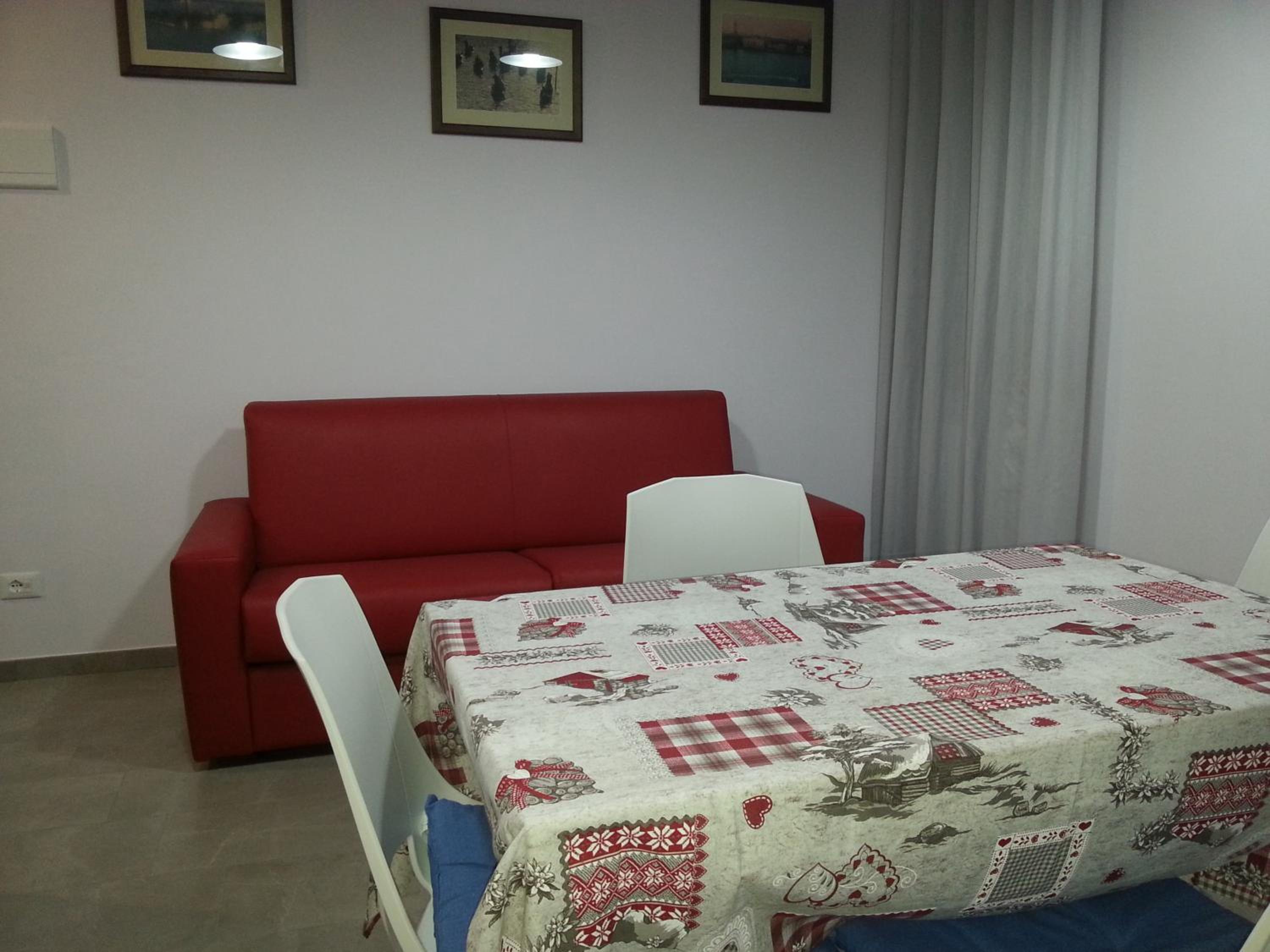 Apartment photo 3