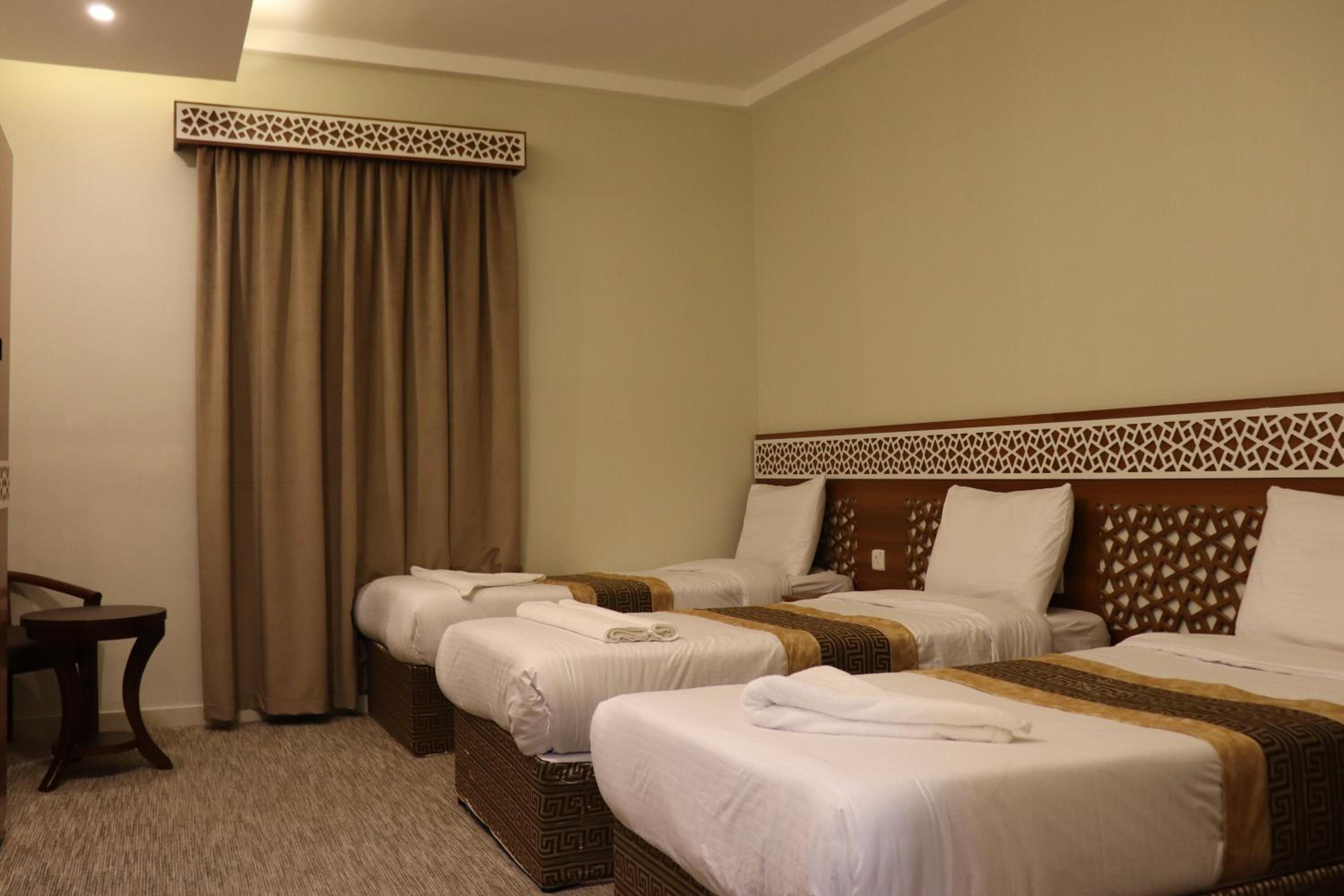 Triple Room with Private Bathroom