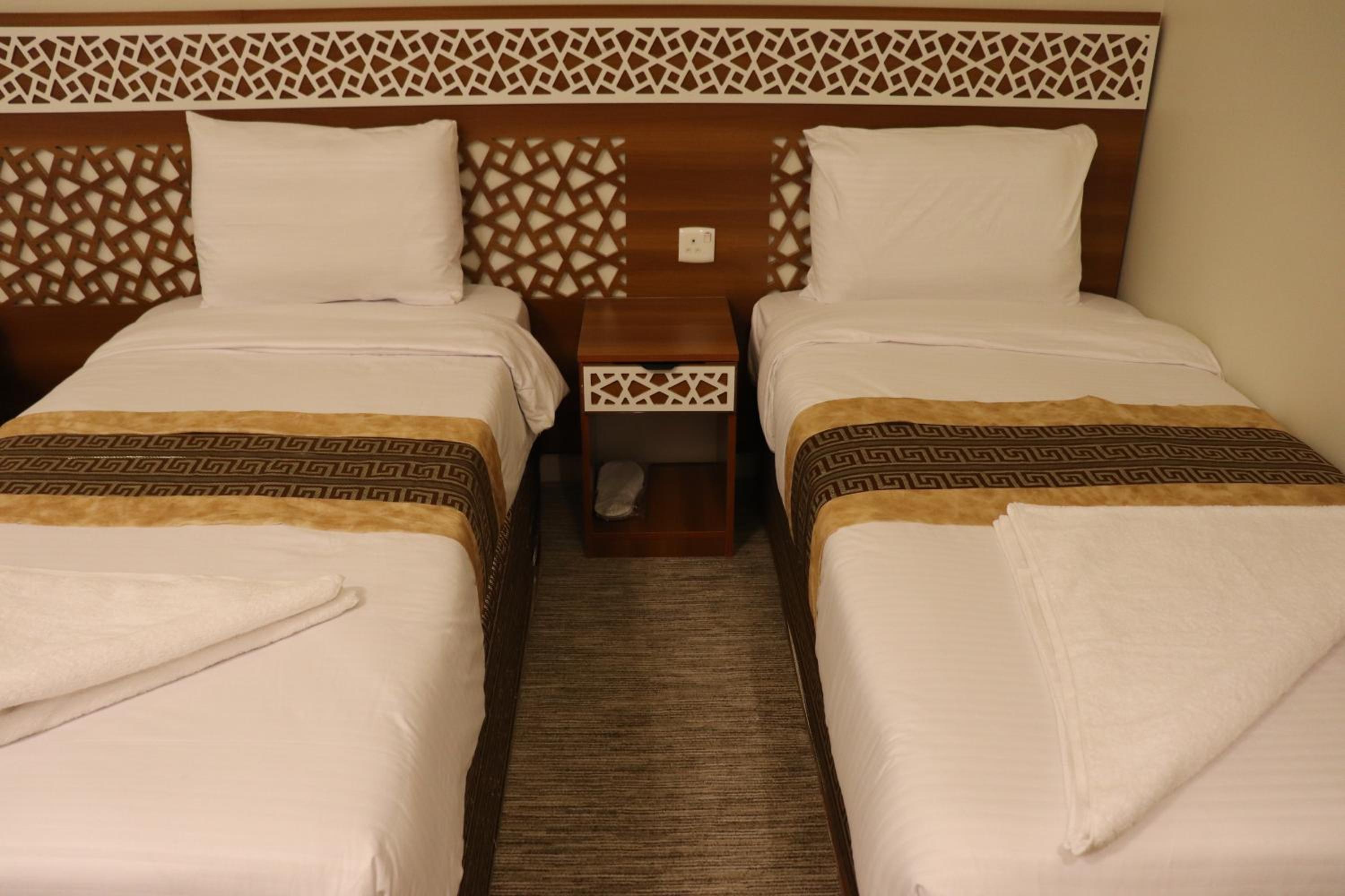 Double or Twin Room with Private Bathroom