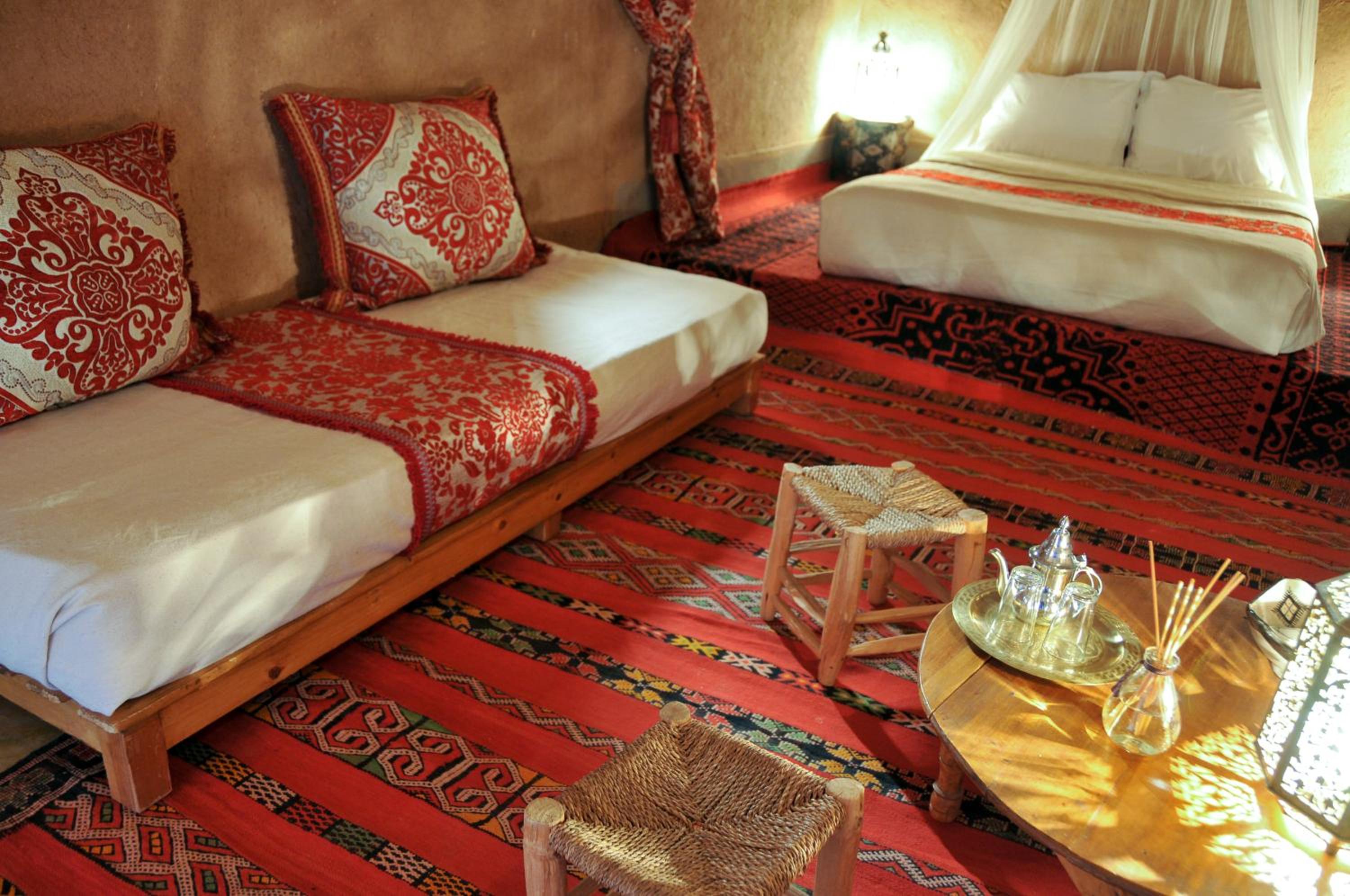 Red Double Room photo 1