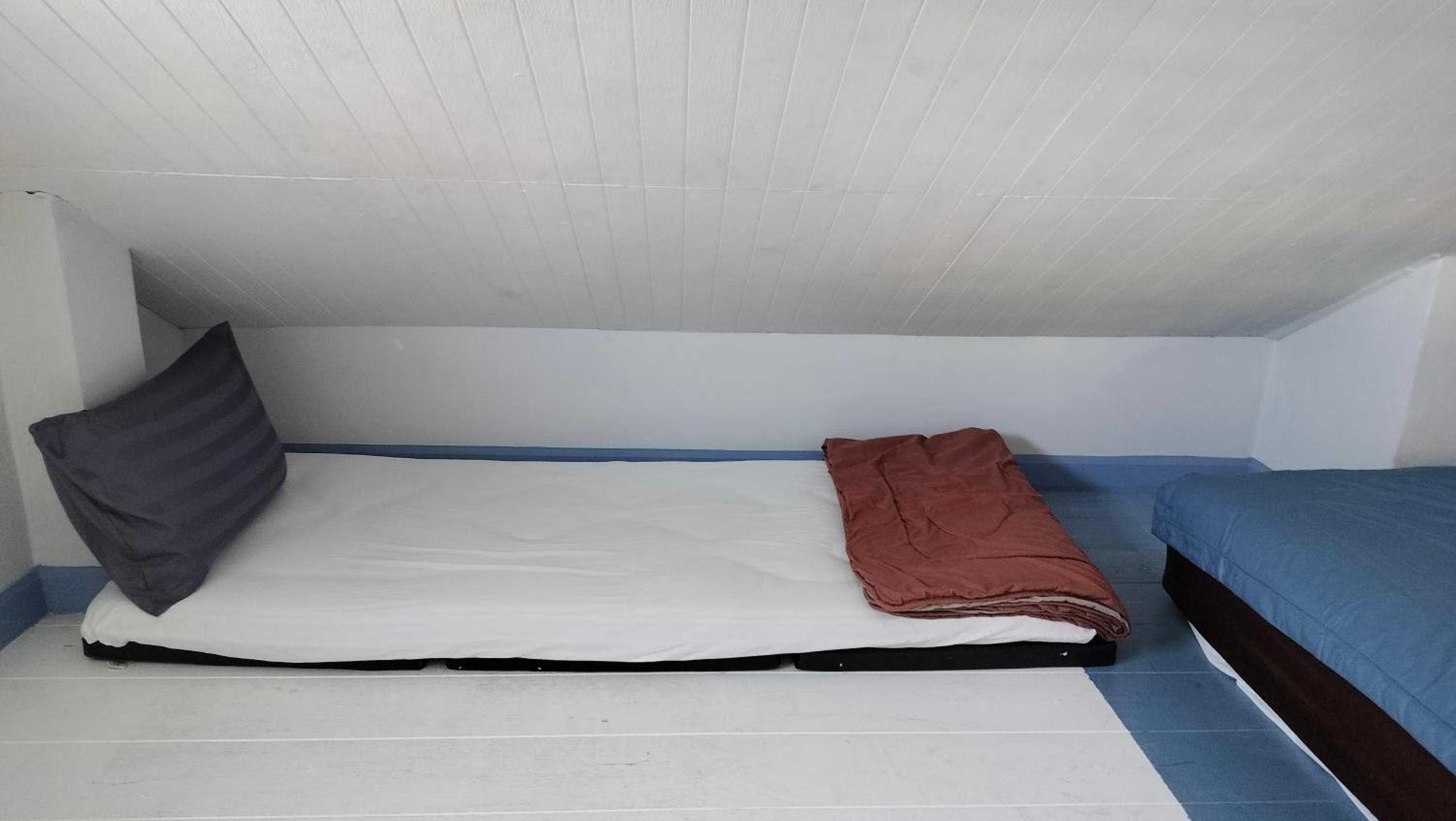 Deluxe Family Suite photo 3