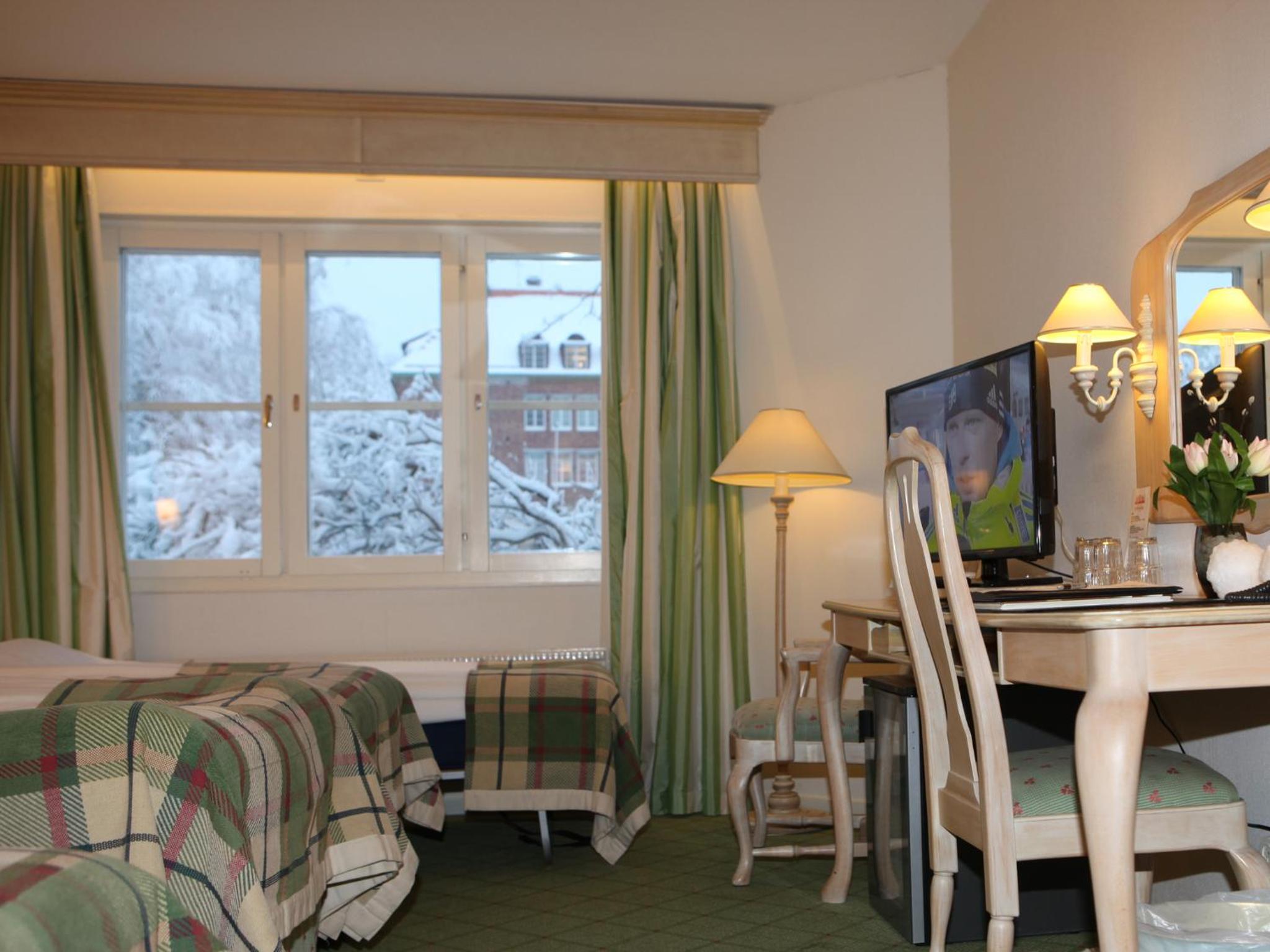Family Room (2 Adults + 2 Children) photo 3