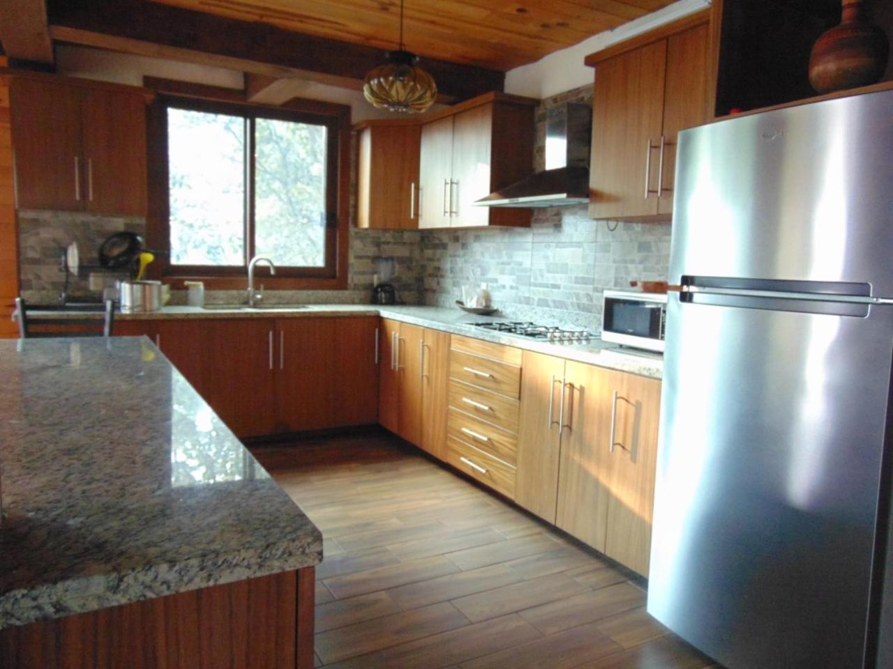 Three-Bedroom Villa photo 2