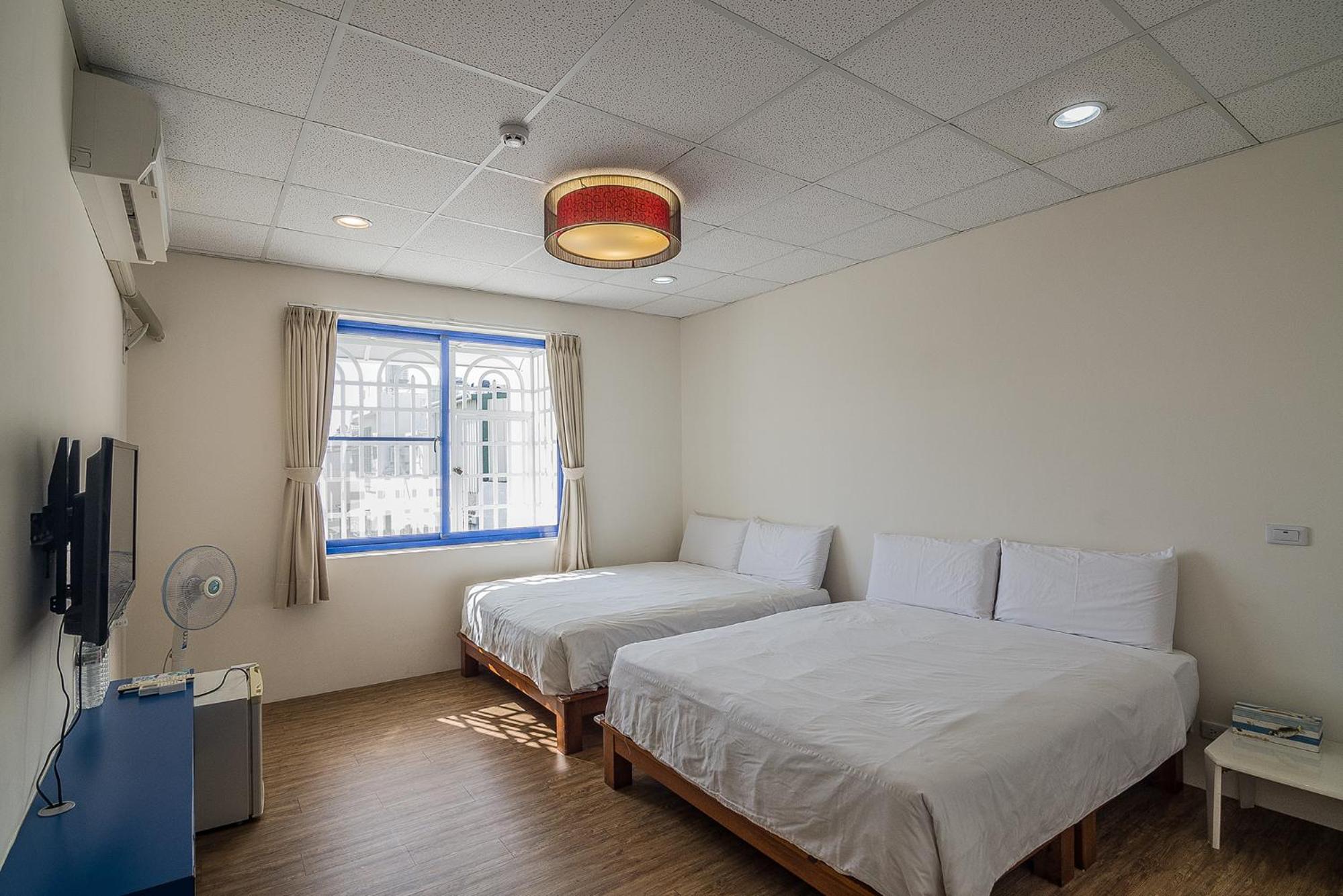 Standard Twin Room photo 1