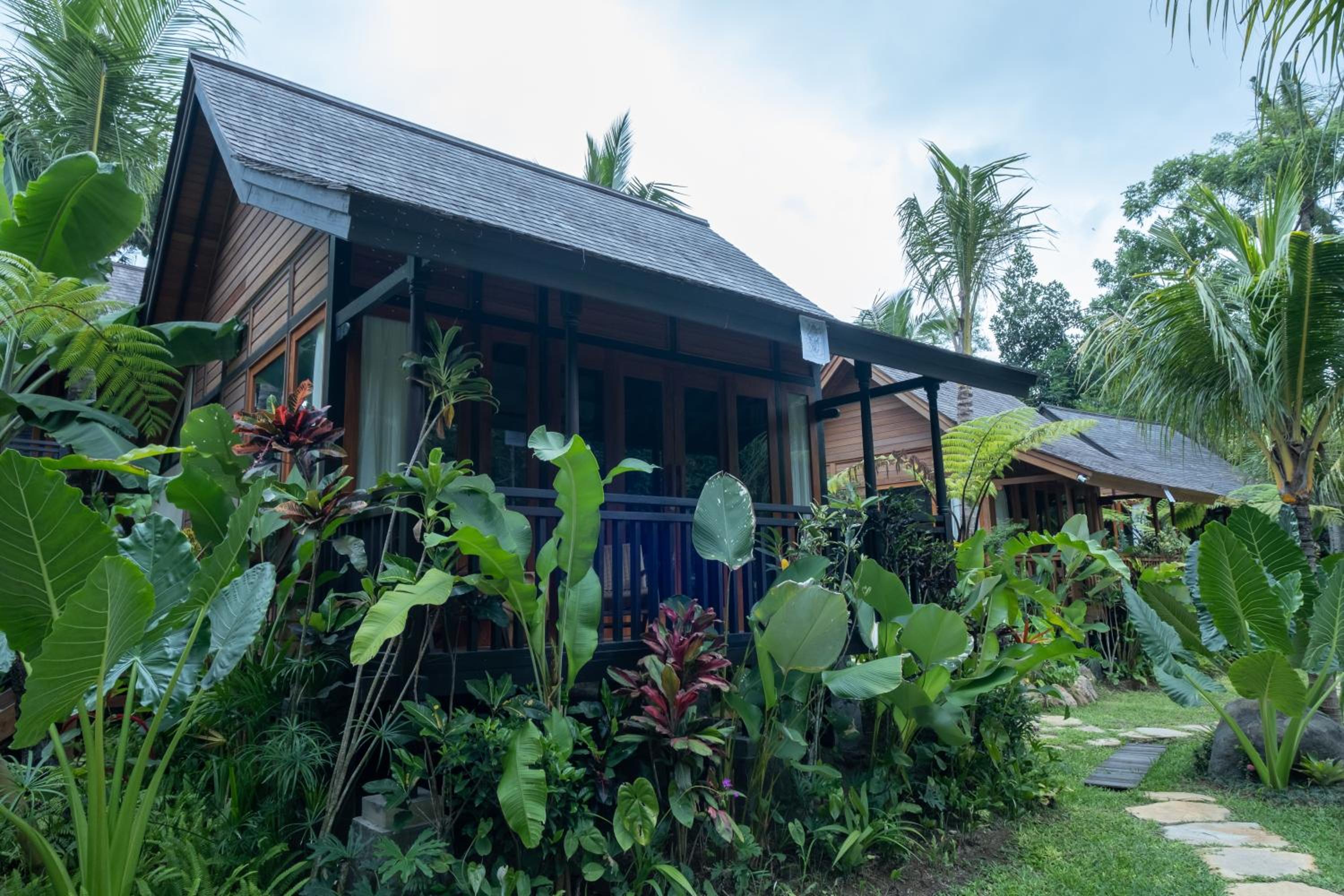 Suite - Wooden House with Bathtub and Free Shuttle to Ubud Central  - Photo 2