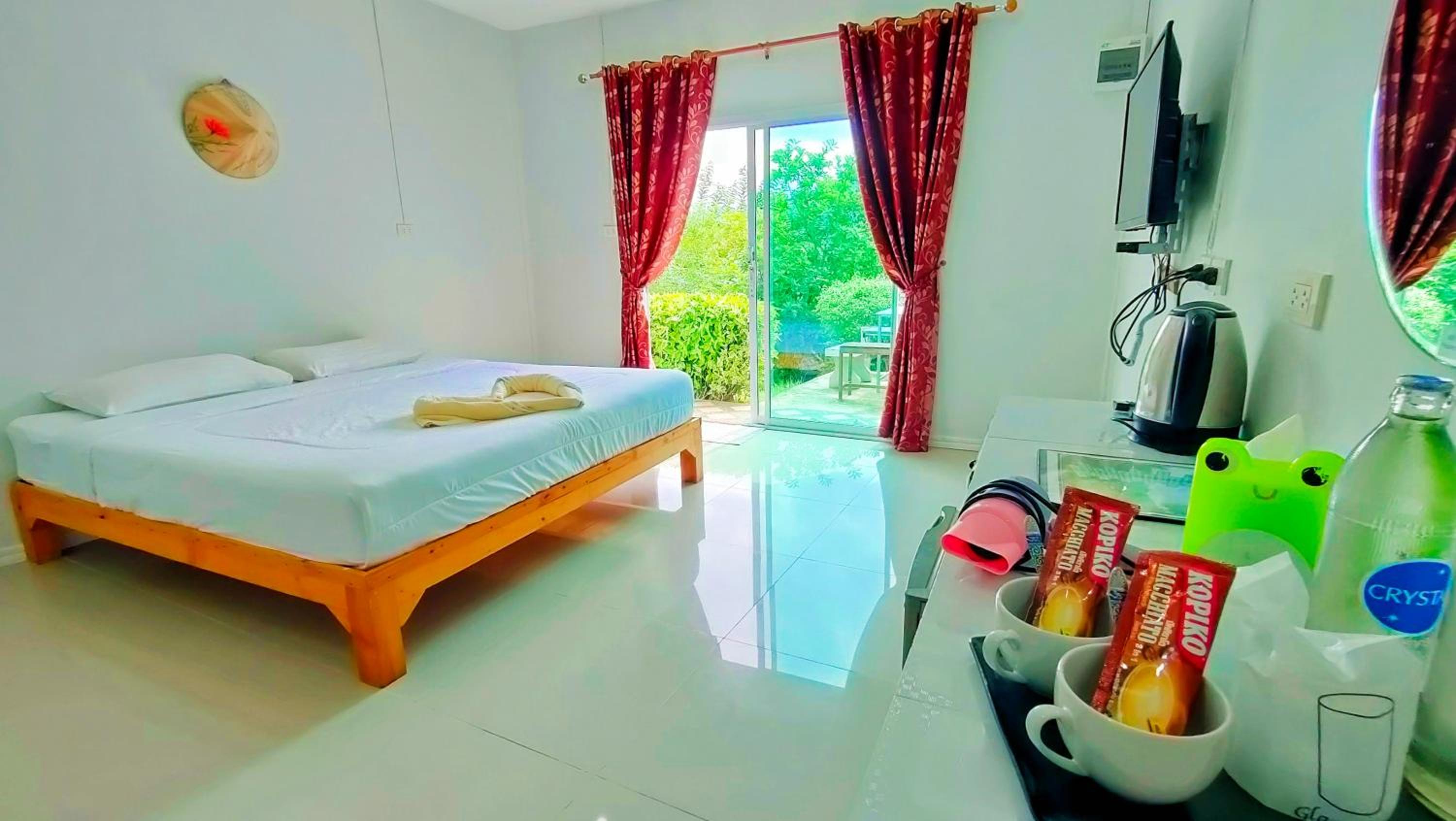 Double Room with Mountain View - Photo 1