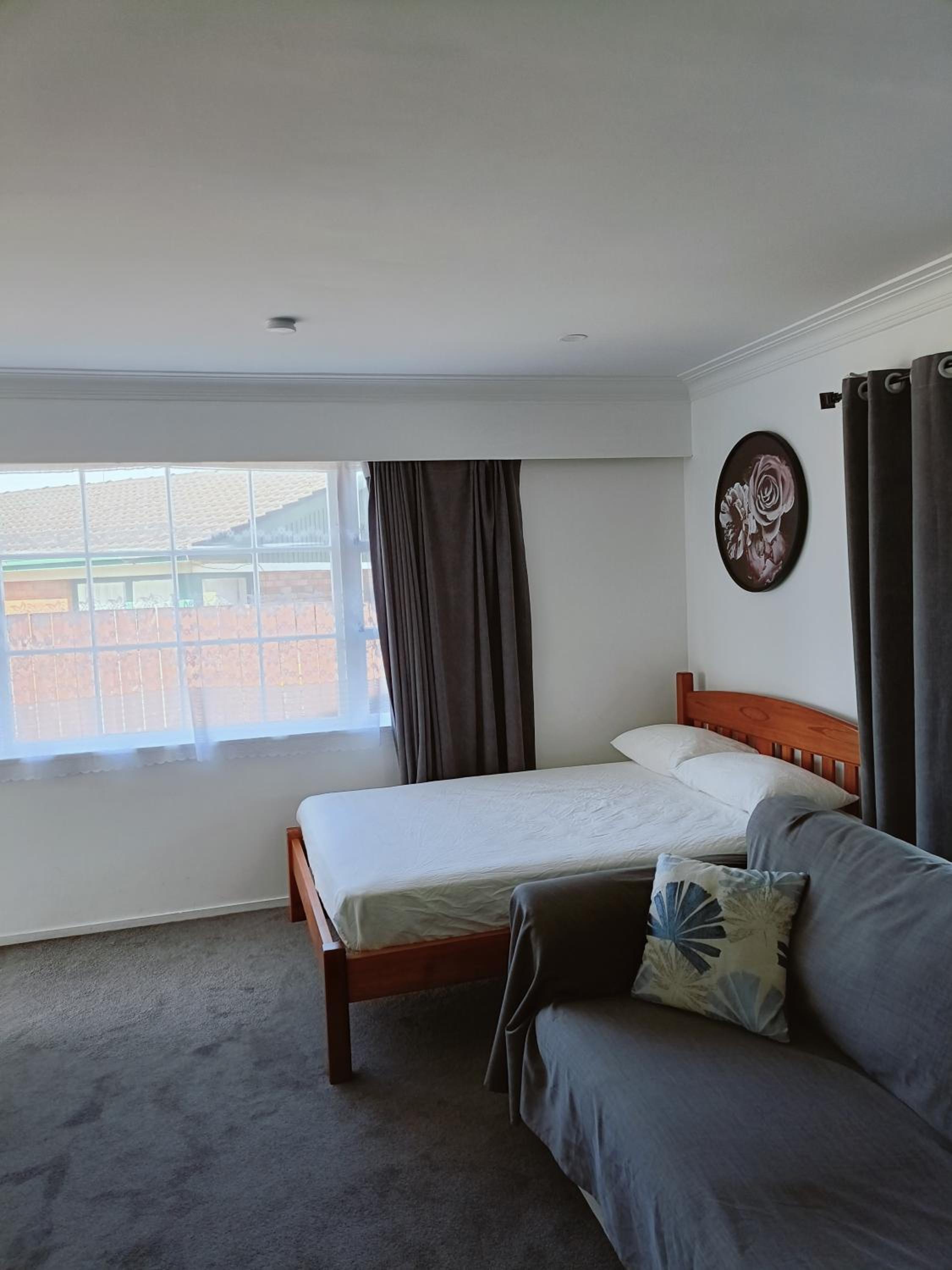 Three-Bedroom Villa - Photo 3