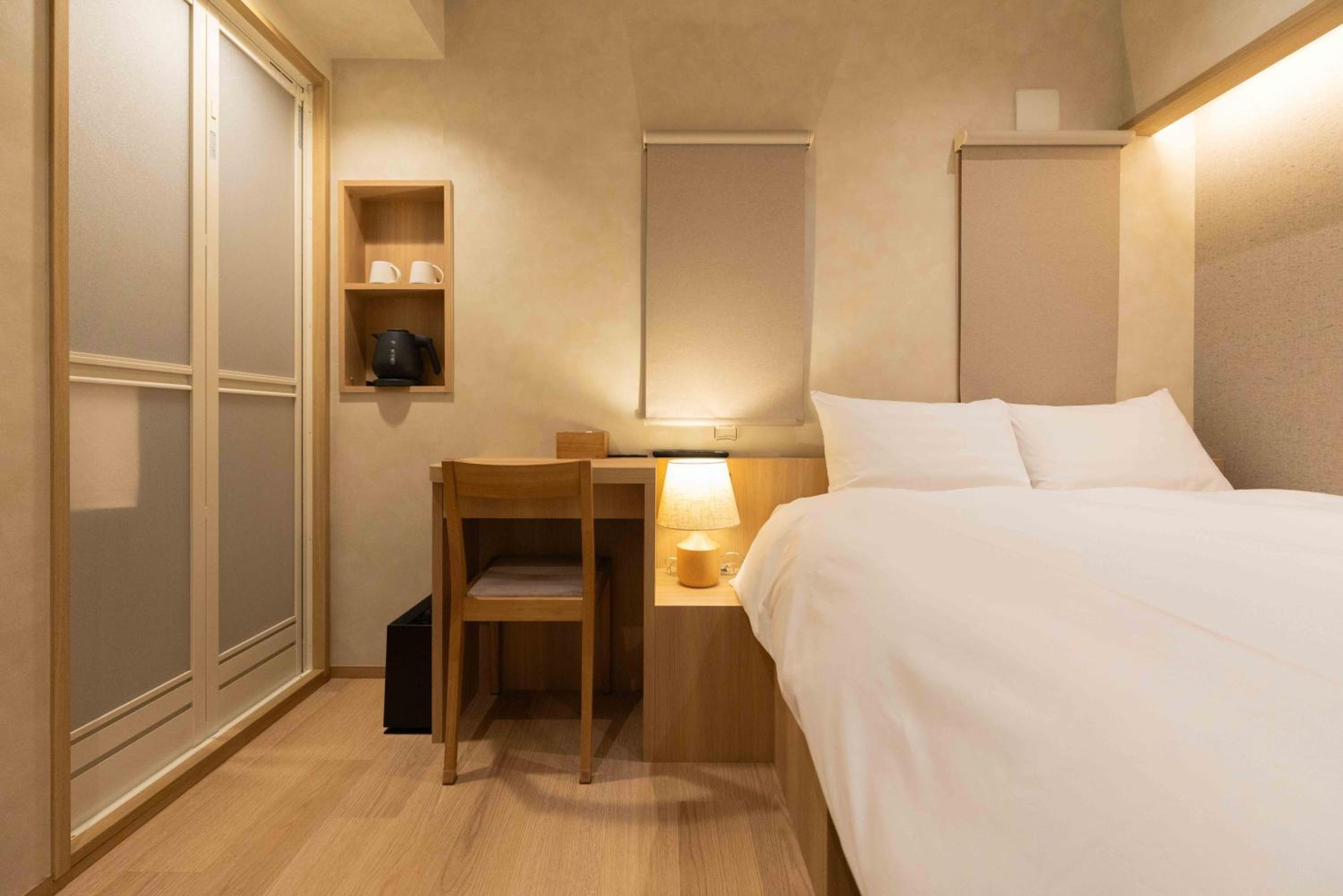 Economy Double Room photo 2