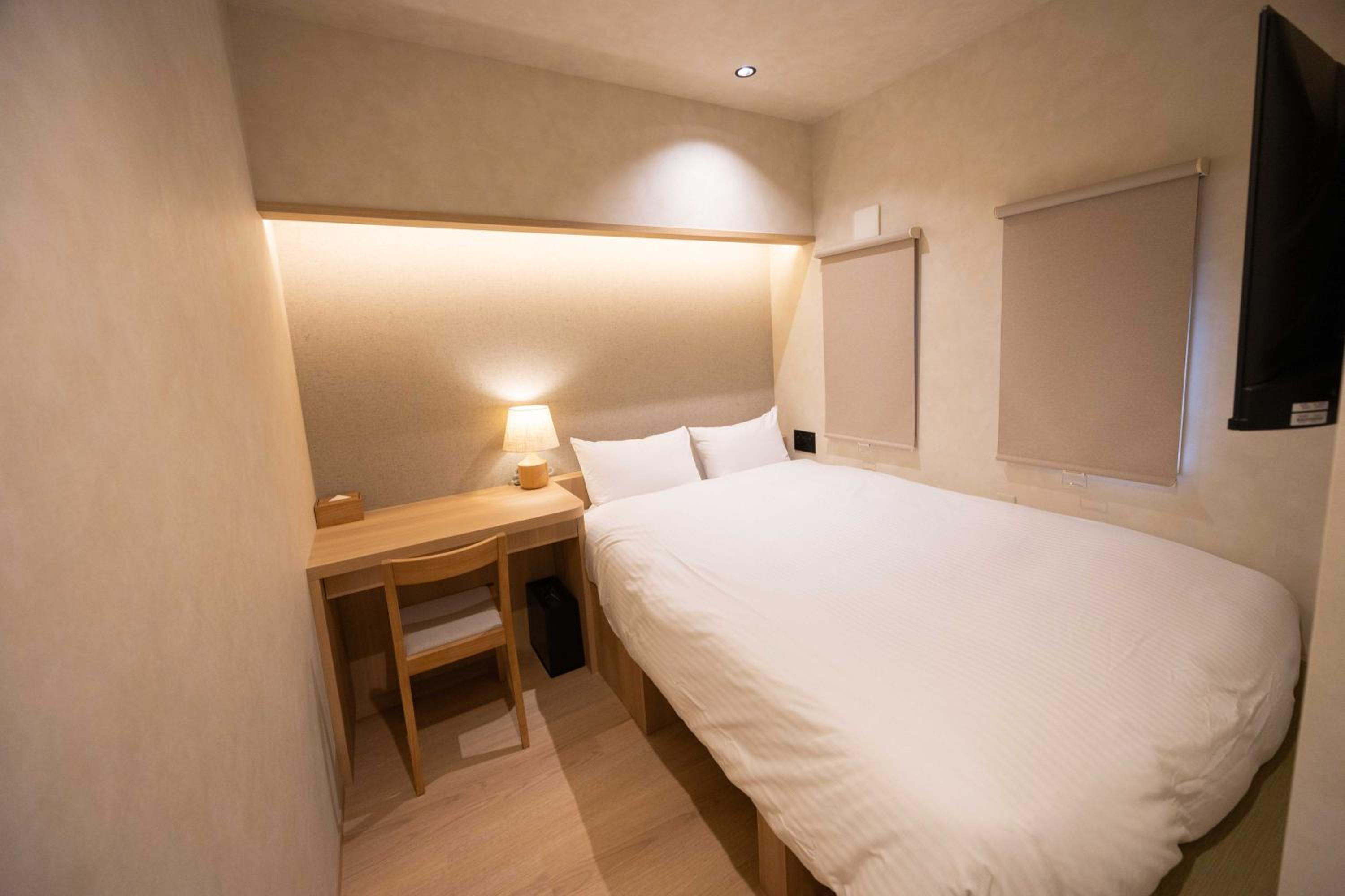 Small Double Room photo 1