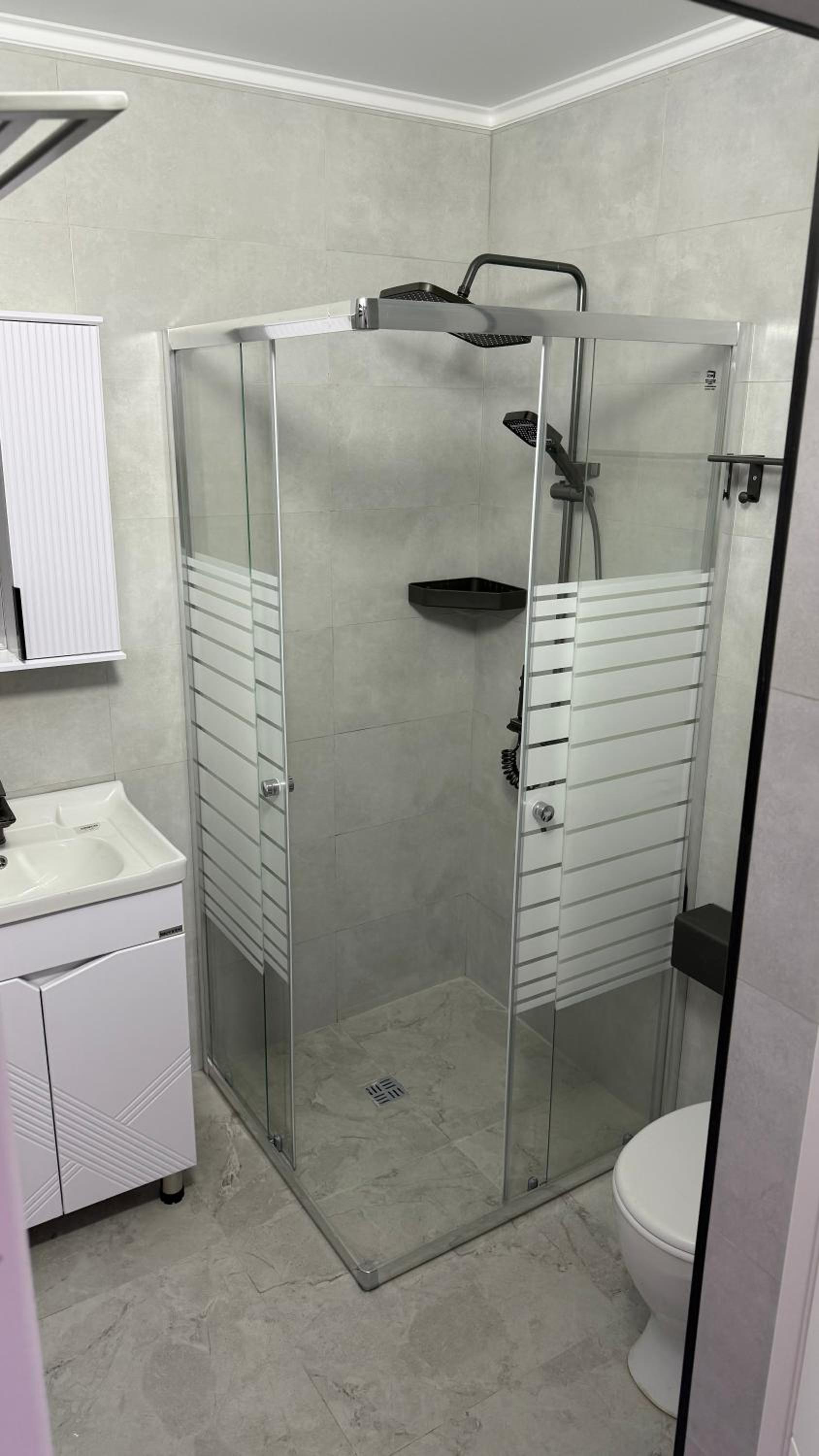 Twin Room with Private Bathroom photo 3