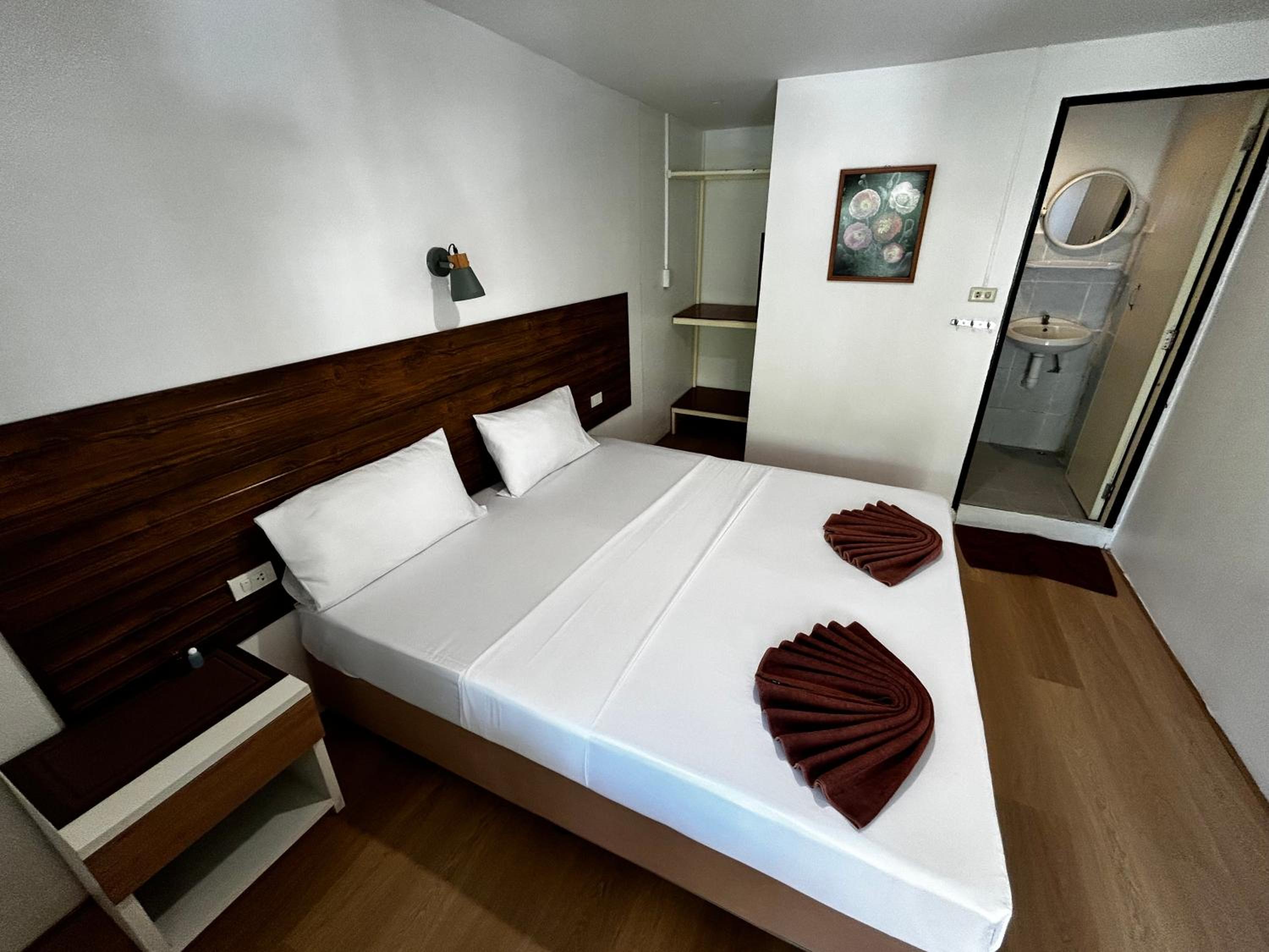 Budget Double Room with Fan