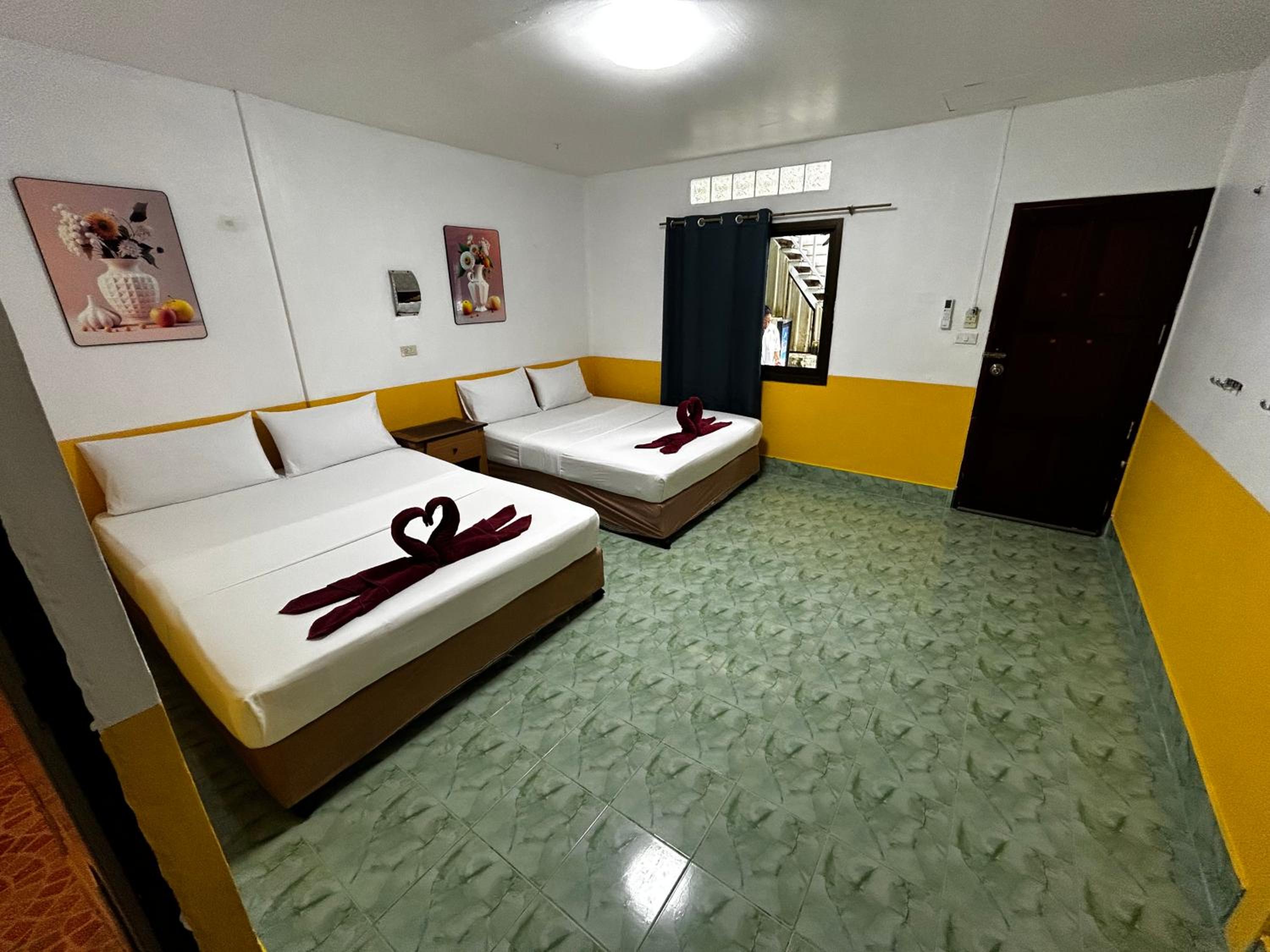 Superior Family Room (4 Adults)