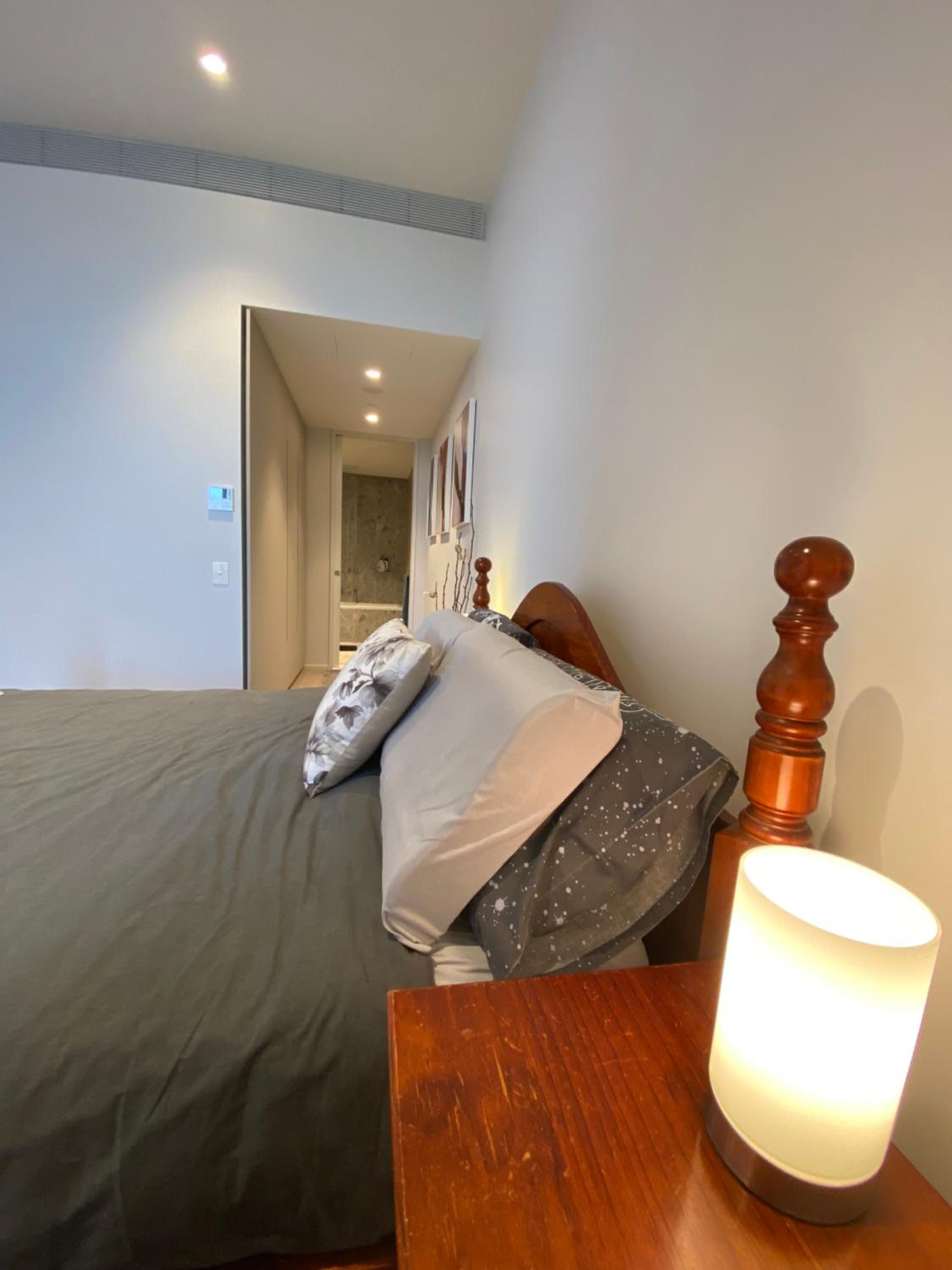 Single Room with Private Bathroom photo 1