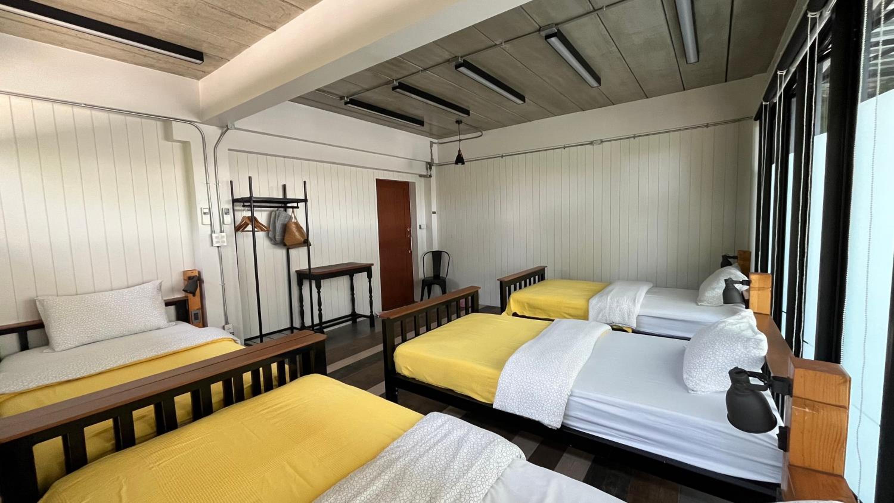 4-Bed Mixed Dormitory Room photo 1
