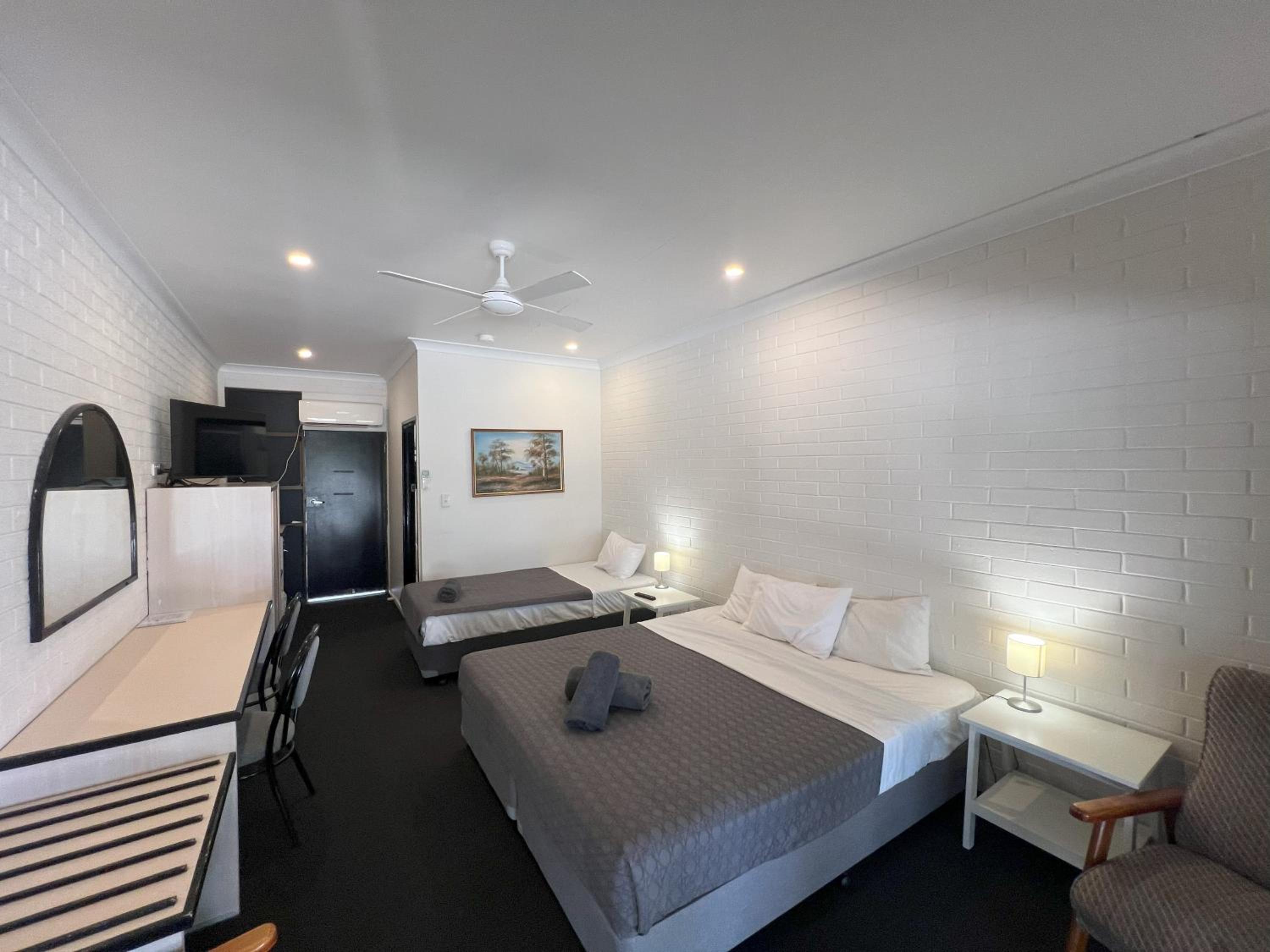 Deluxe Twin Room - Photo 4