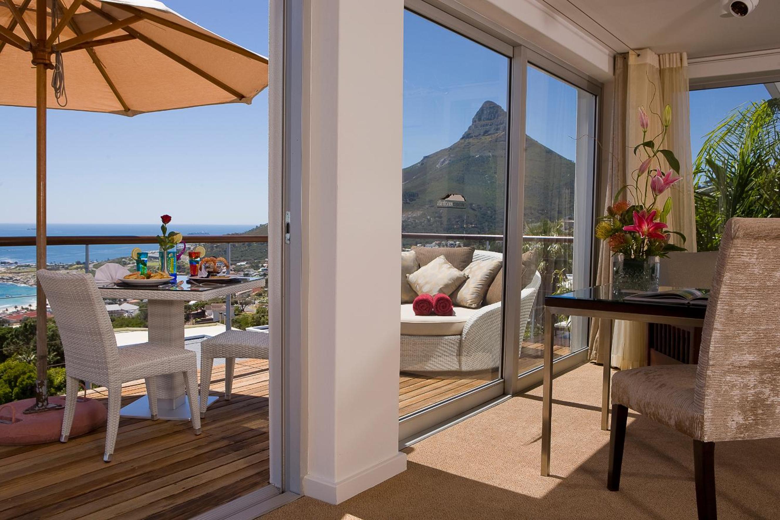 Deluxe Suite with Private Terrace and Sea View - Penthouse Suite  - Photo 3