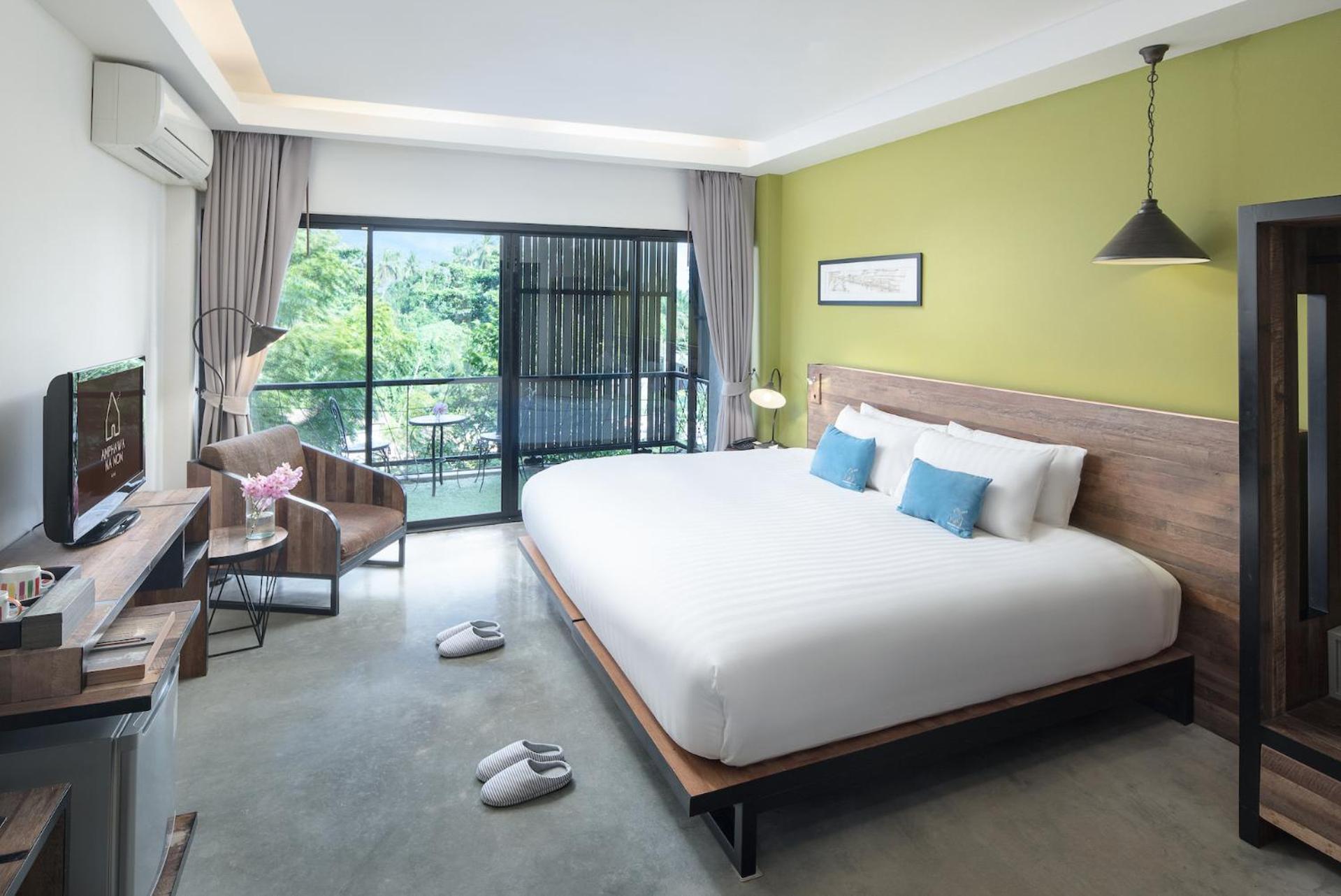 Deluxe Double Room - Photo 10