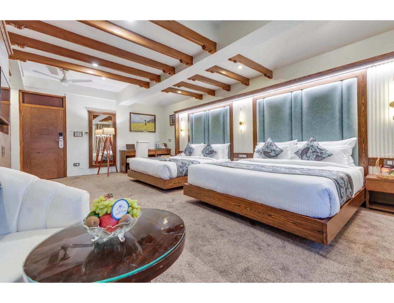 Double Room - Photo 6