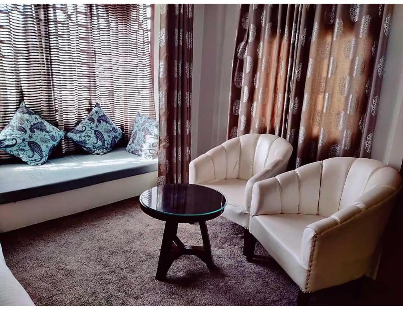 Double Room - Photo 3