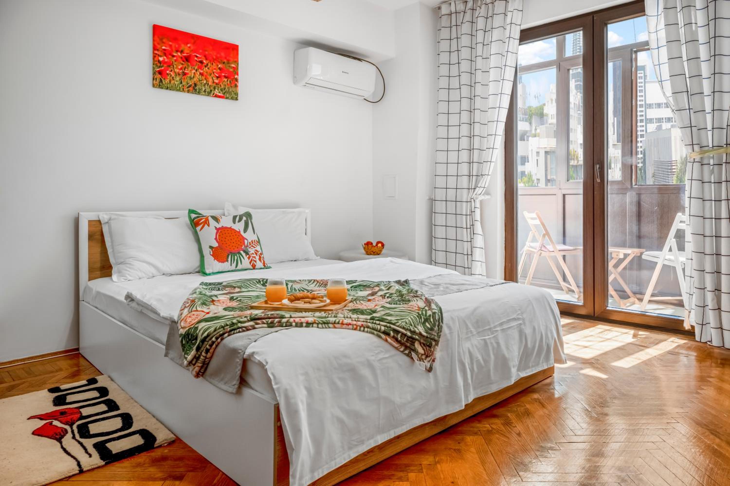 Apartment With City View