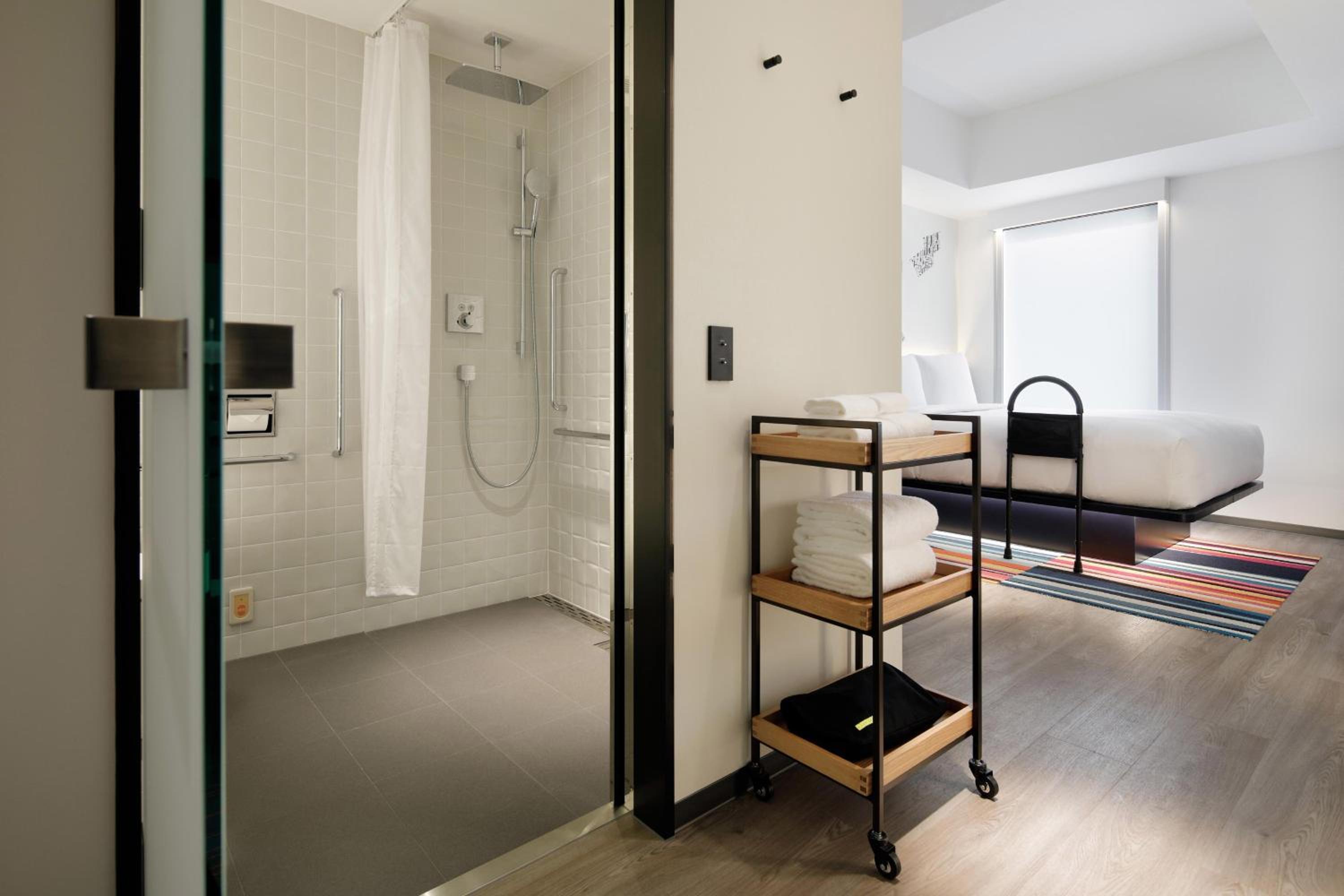 Aloft King, Guest room, 1 King