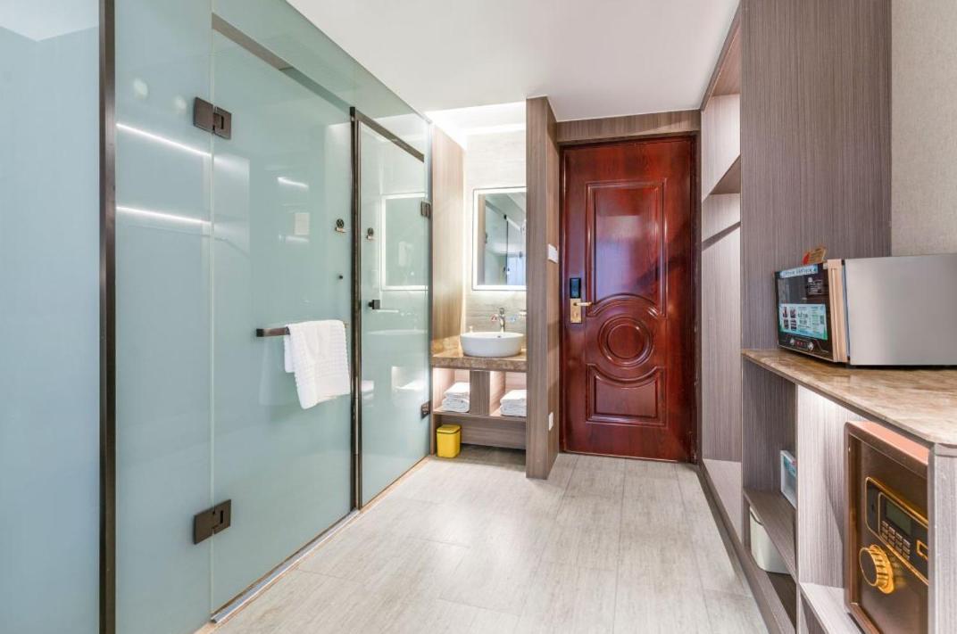 Deluxe Double Room photo 2