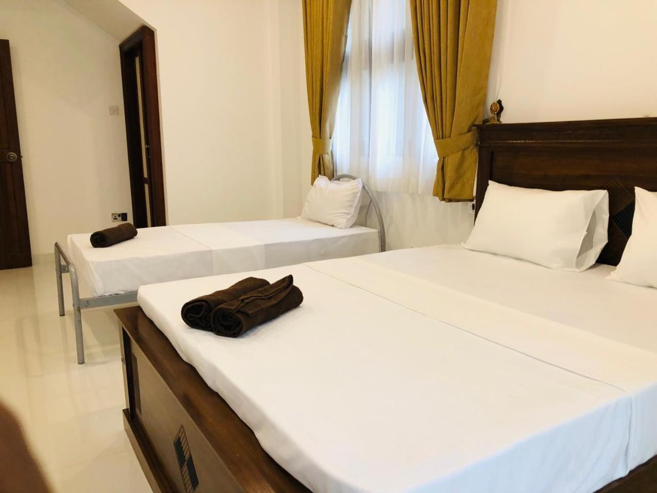 Double Room with Balcony photo 3