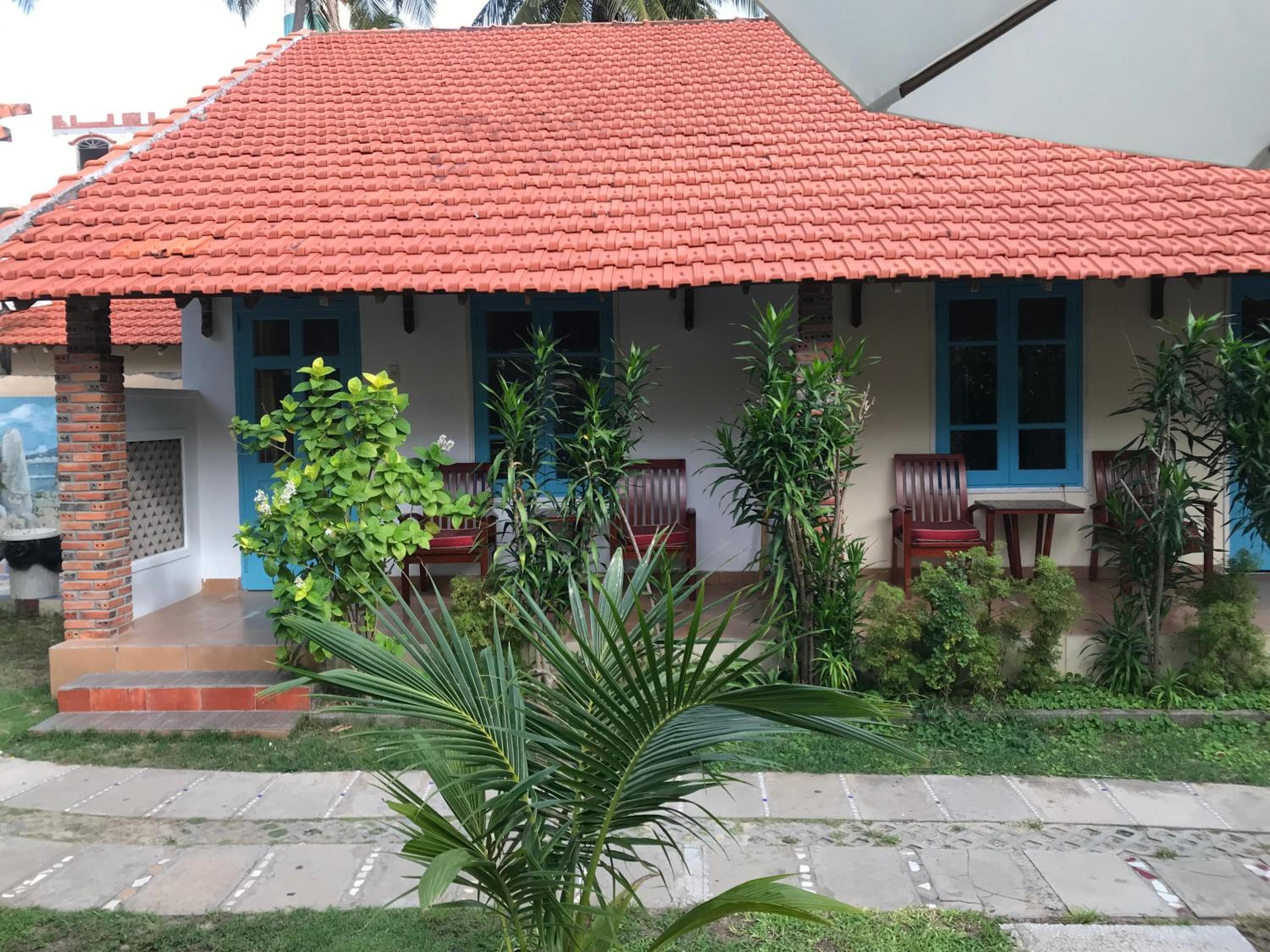 Bungalow with Garden View photo 3
