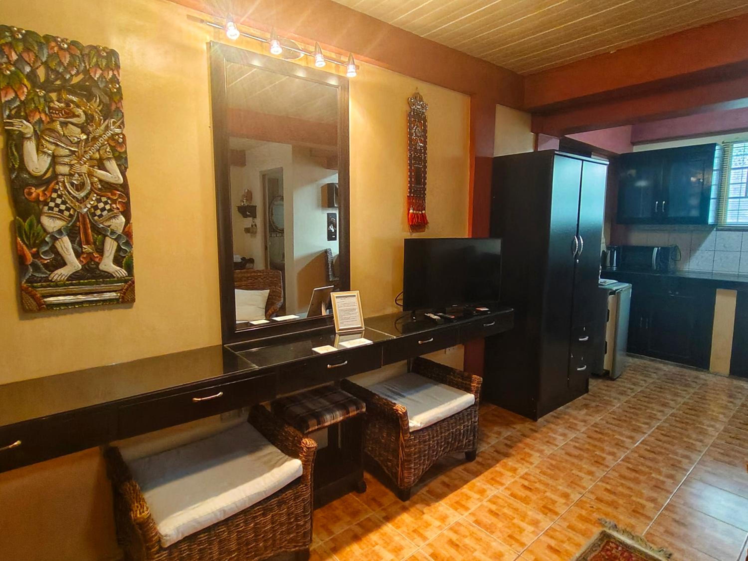 Standard Studio - Photo 2