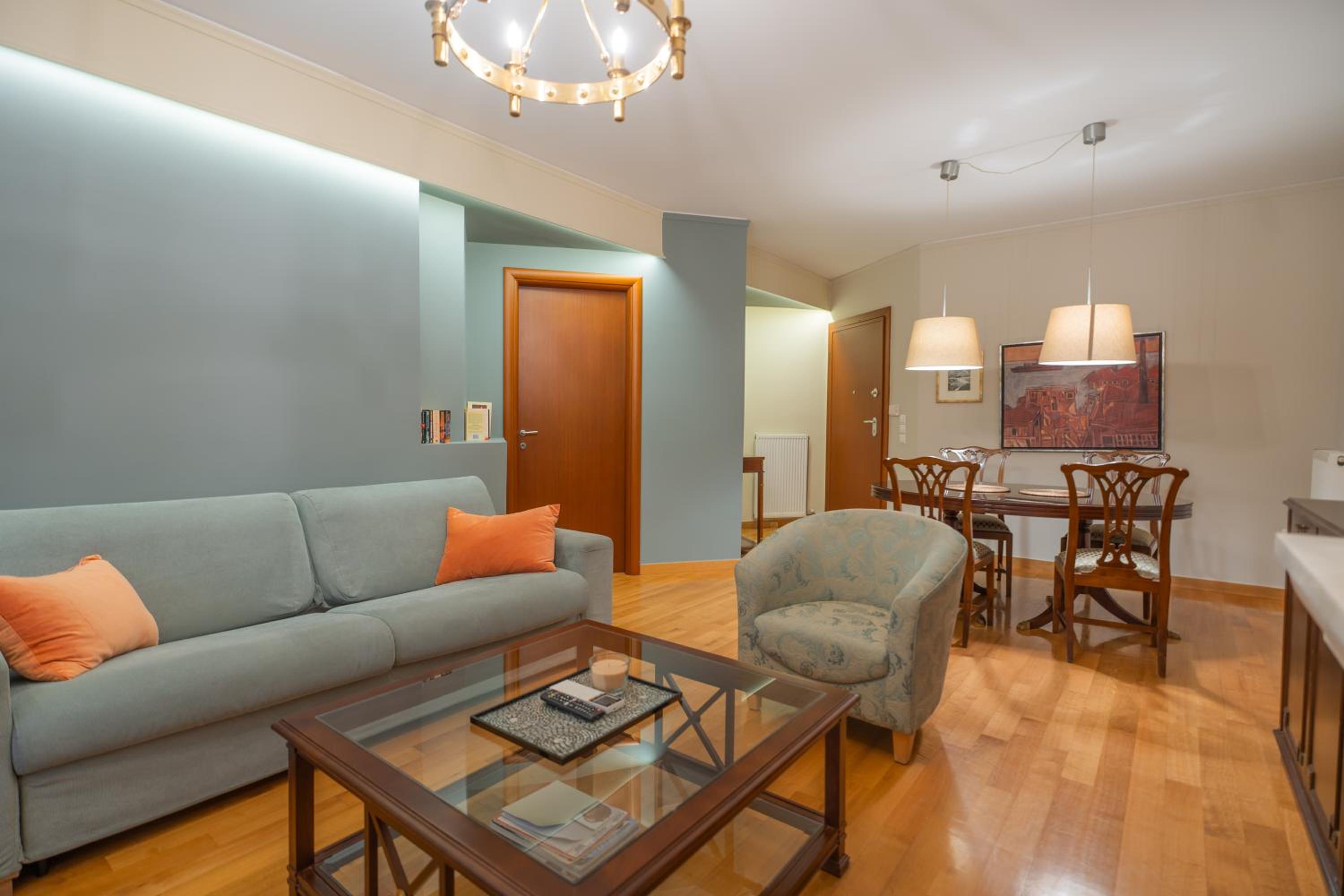One-Bedroom Apartment