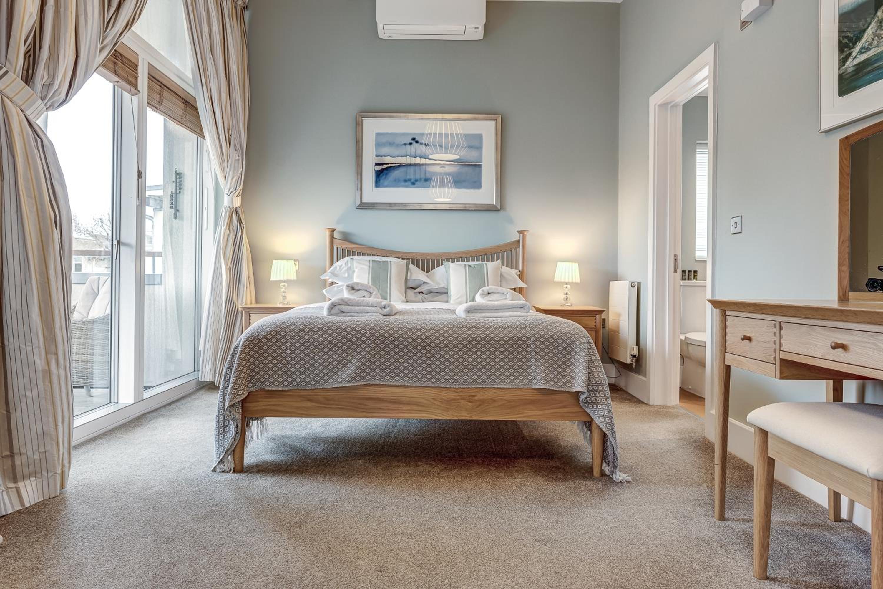 Four-Bedroom Vacation Home photo 1
