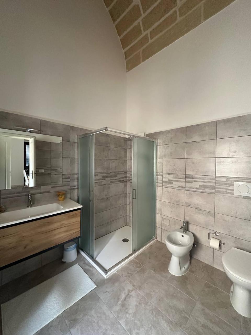 One-Bedroom House photo 3