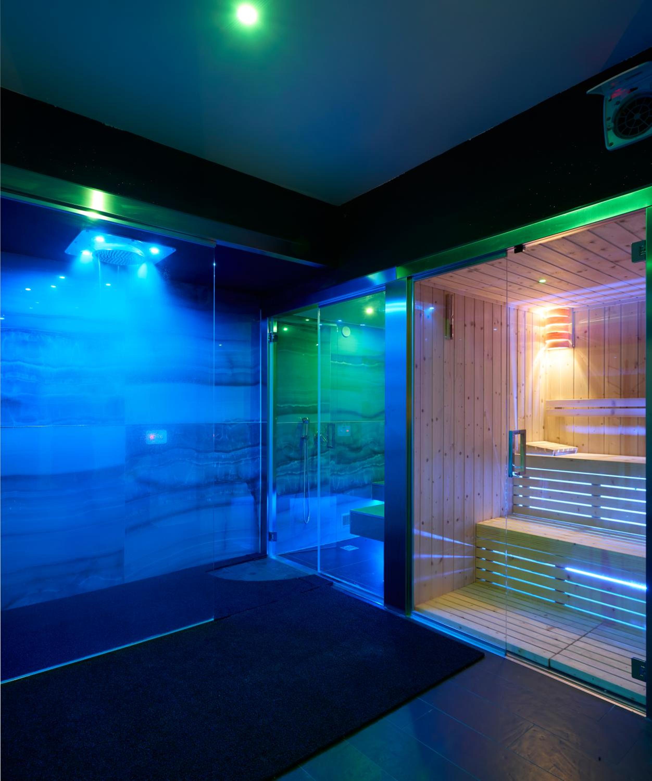 Double Room - Photo 21