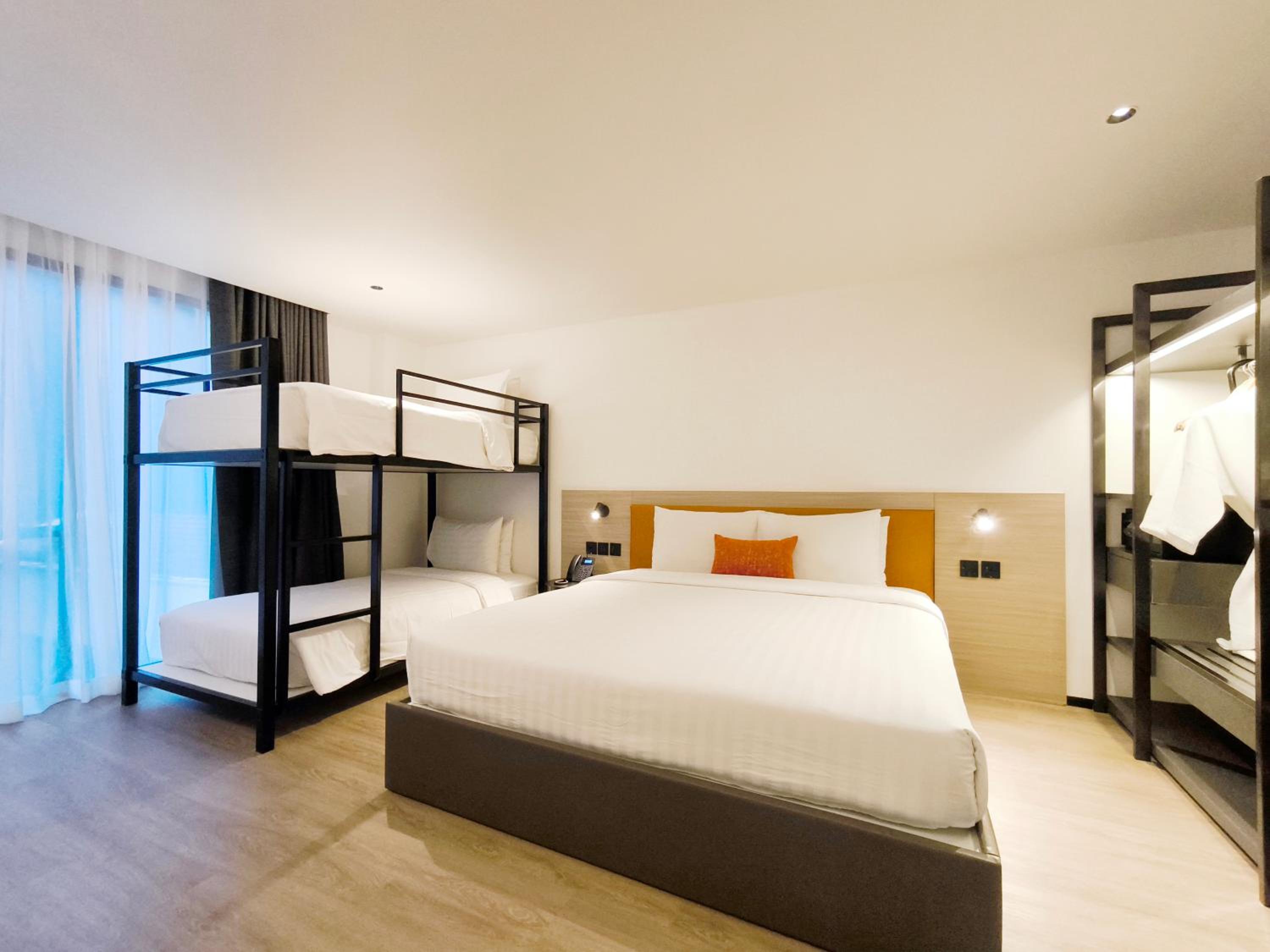Premier with Bunk Bed photo 1