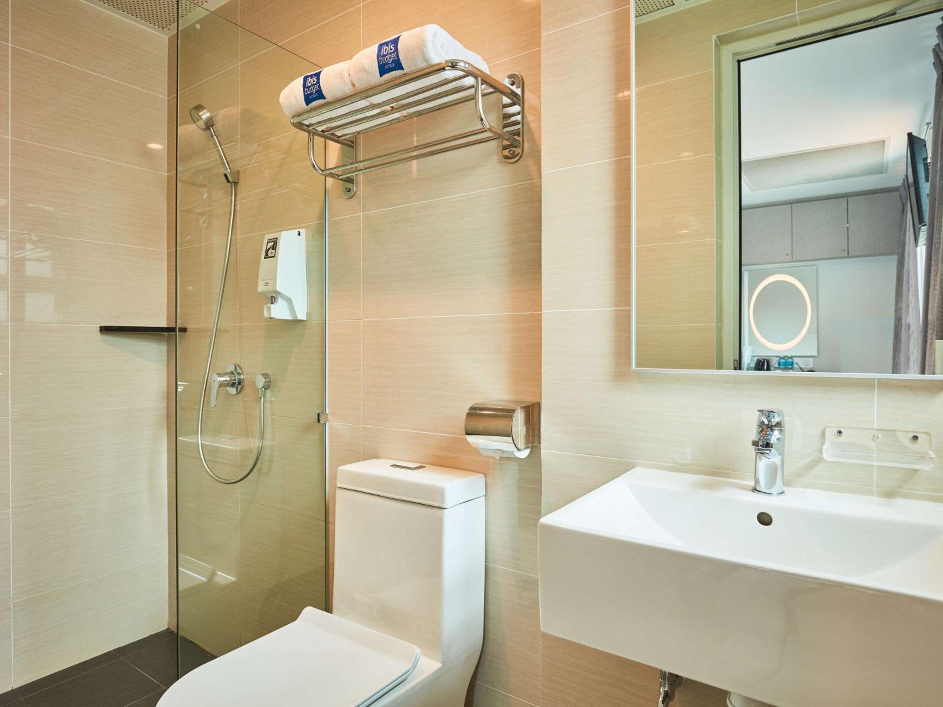Standard Double Room (No Window) photo 2