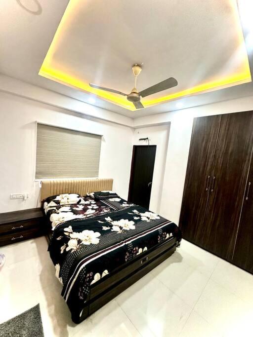 Two-Bedroom Apartment with Balcony photo 1