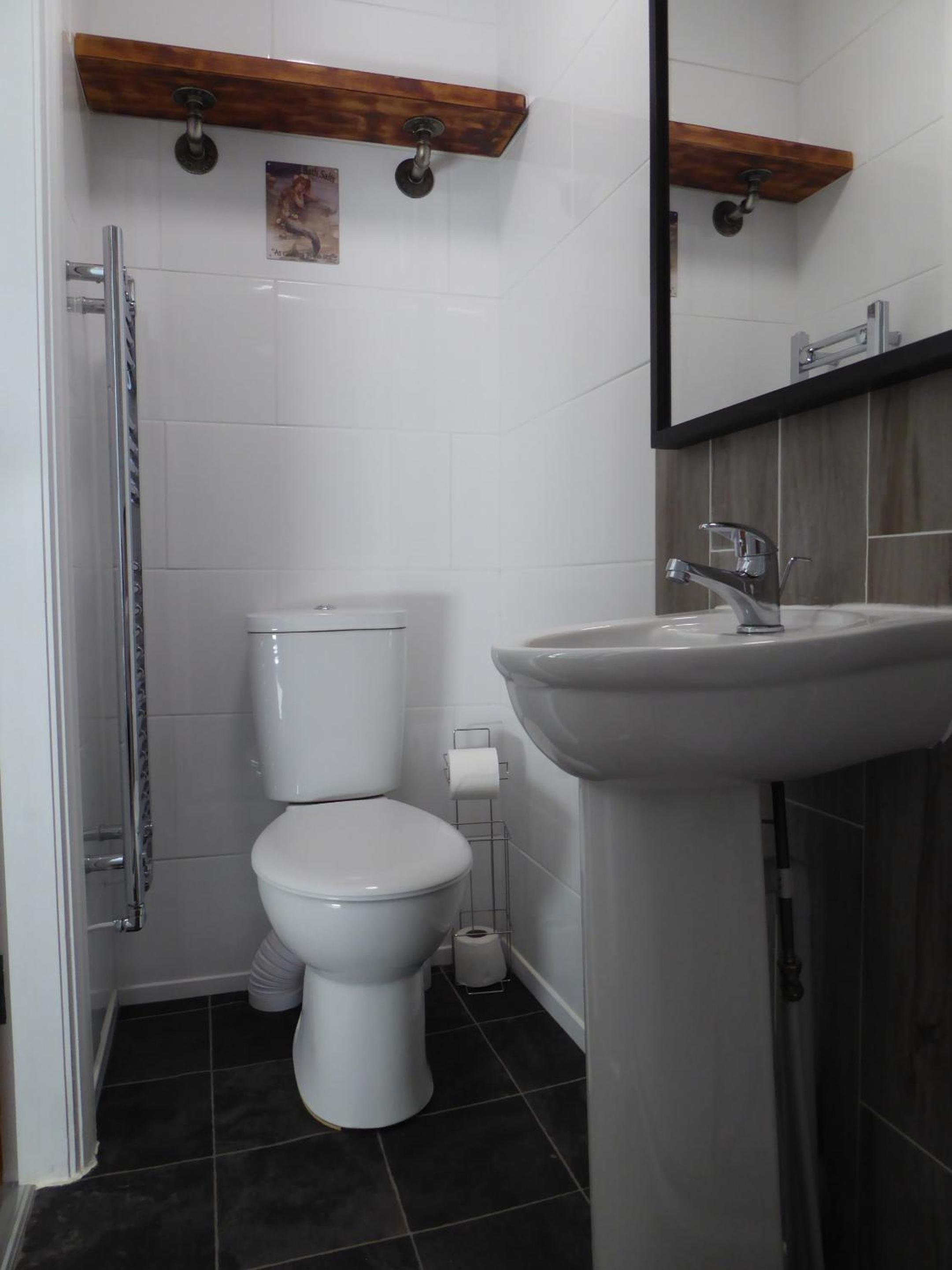 Deluxe Studio - Photo 2