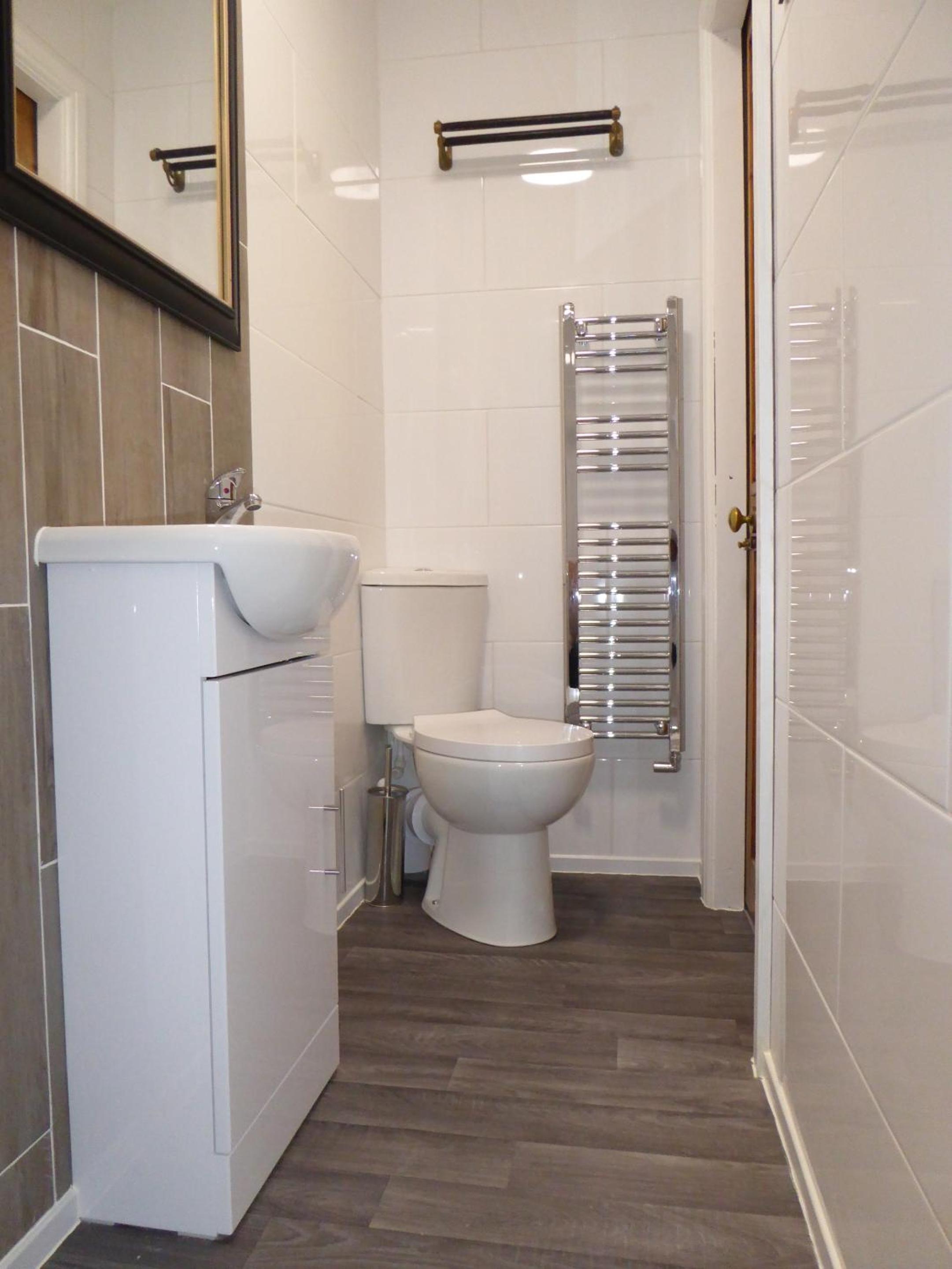 One-Bedroom Superior Apartment - Photo 7