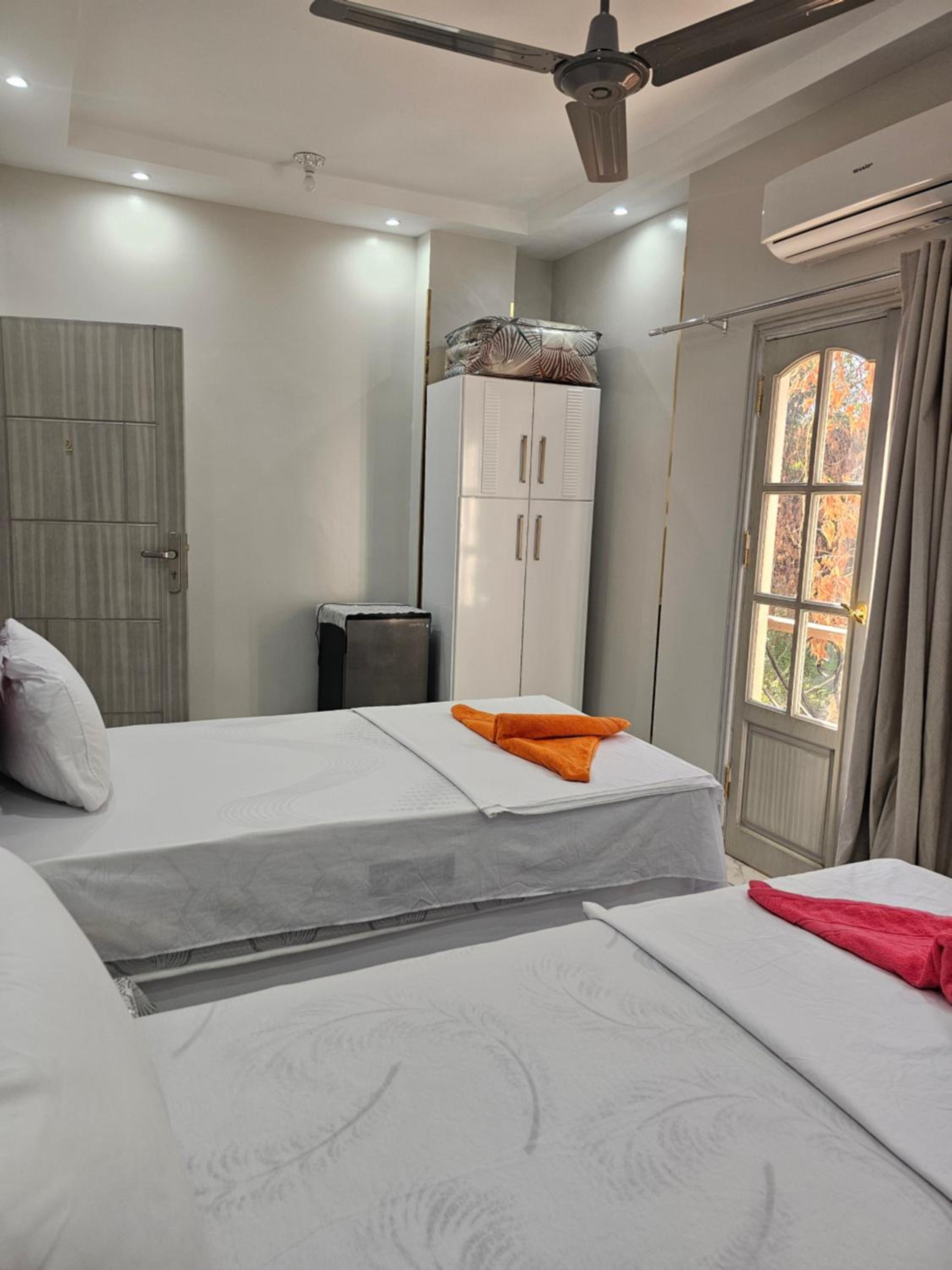 Twin Room with Private Bathroom
