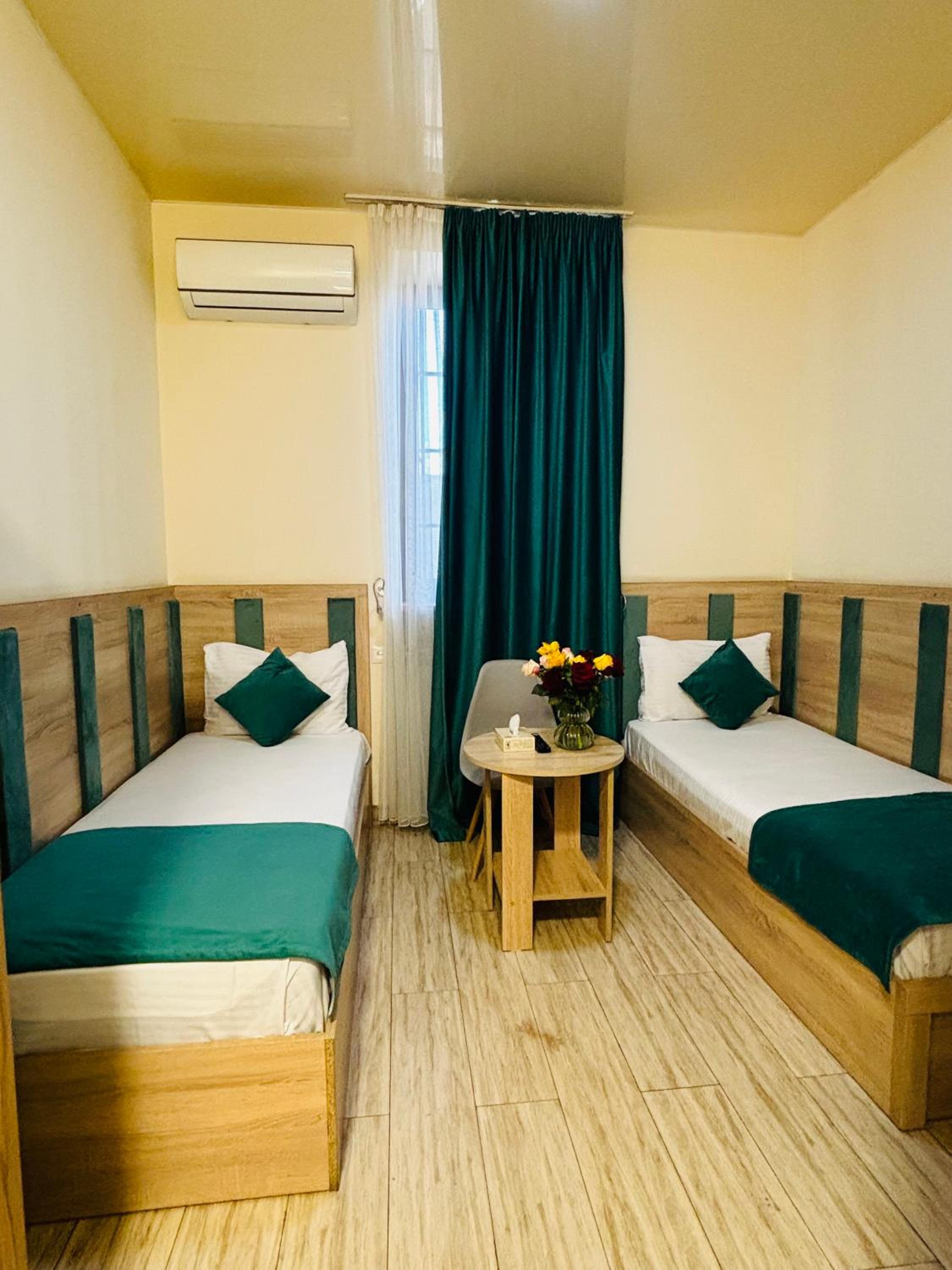Superior Twin Room photo 2