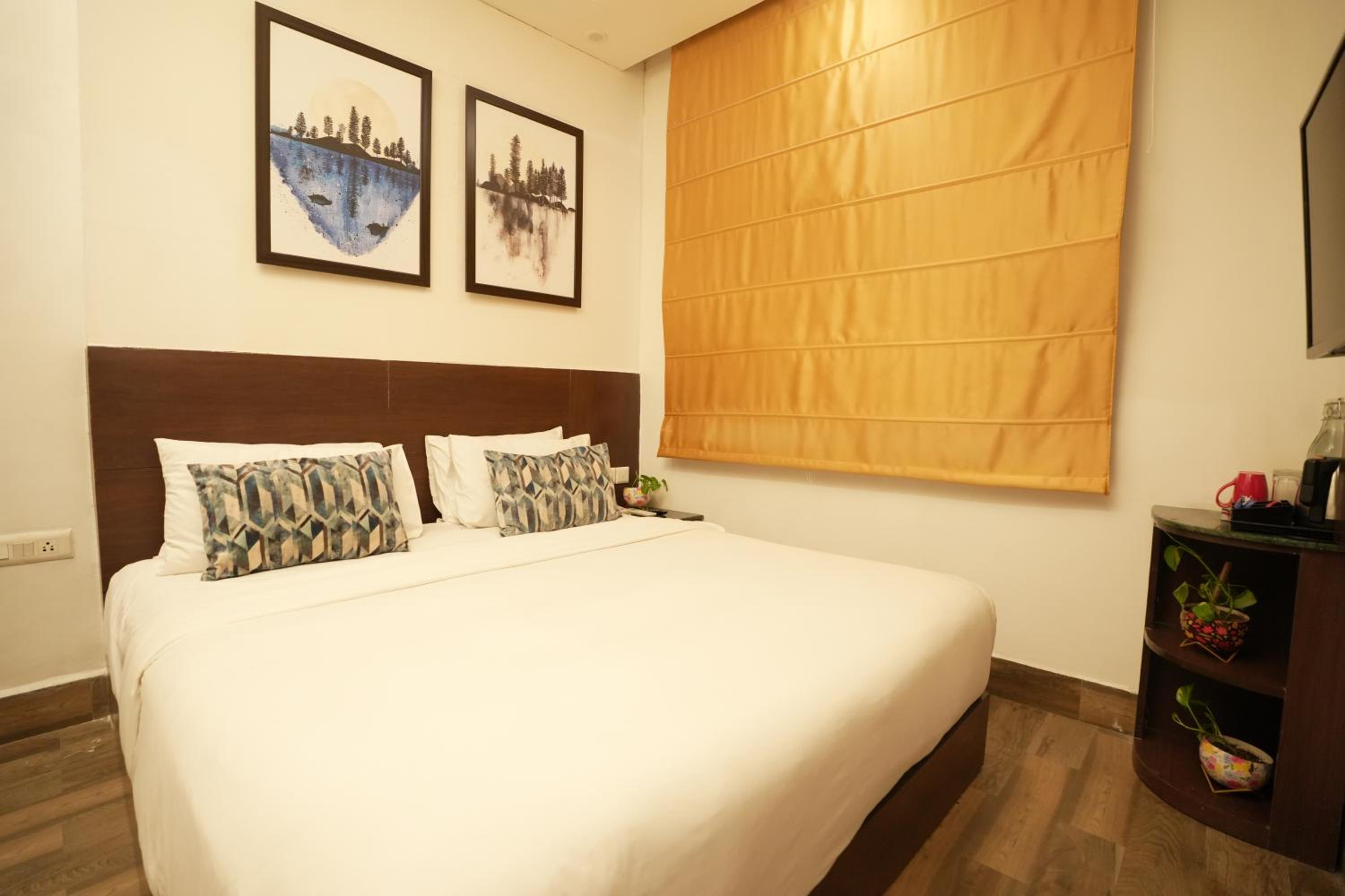豪华大床房