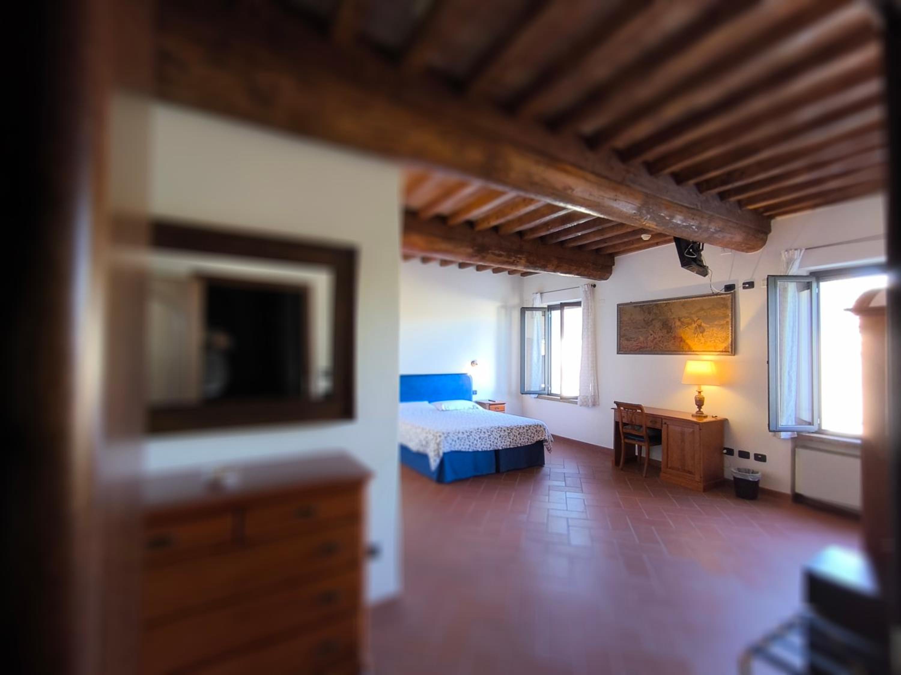 Double Room - Photo 2
