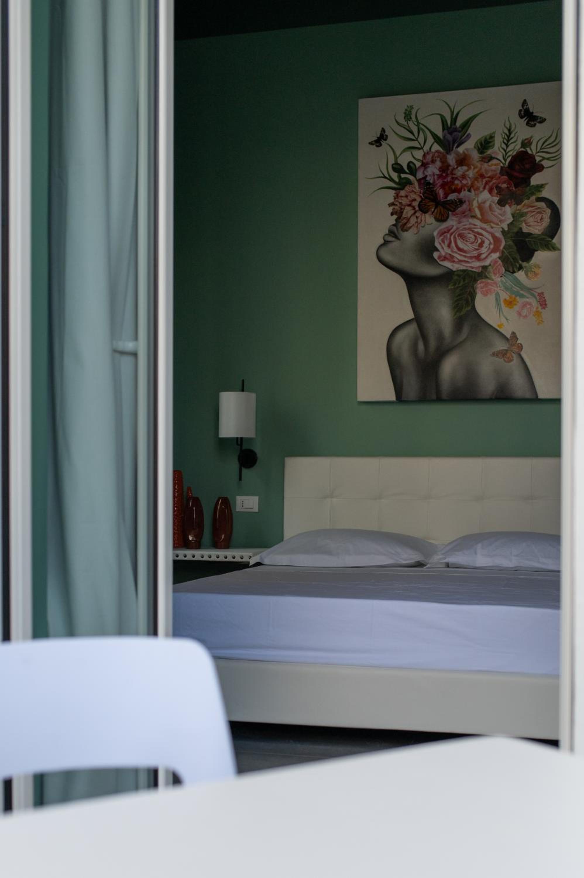 Deluxe Family Suite photo 3
